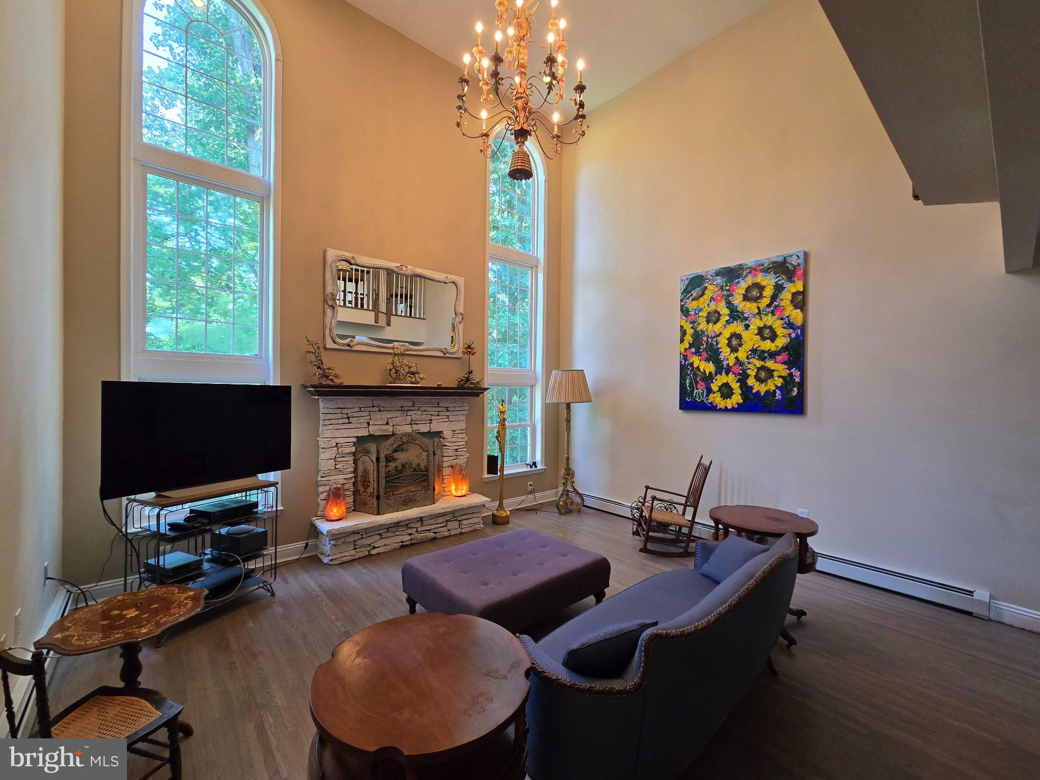 112 Beacon Hill Rd, Morganville, NJ 07751 photo
