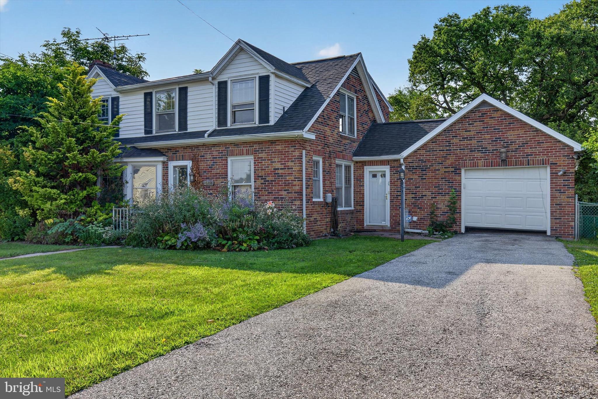 2400 Catherine St, York, PA 17408 photo