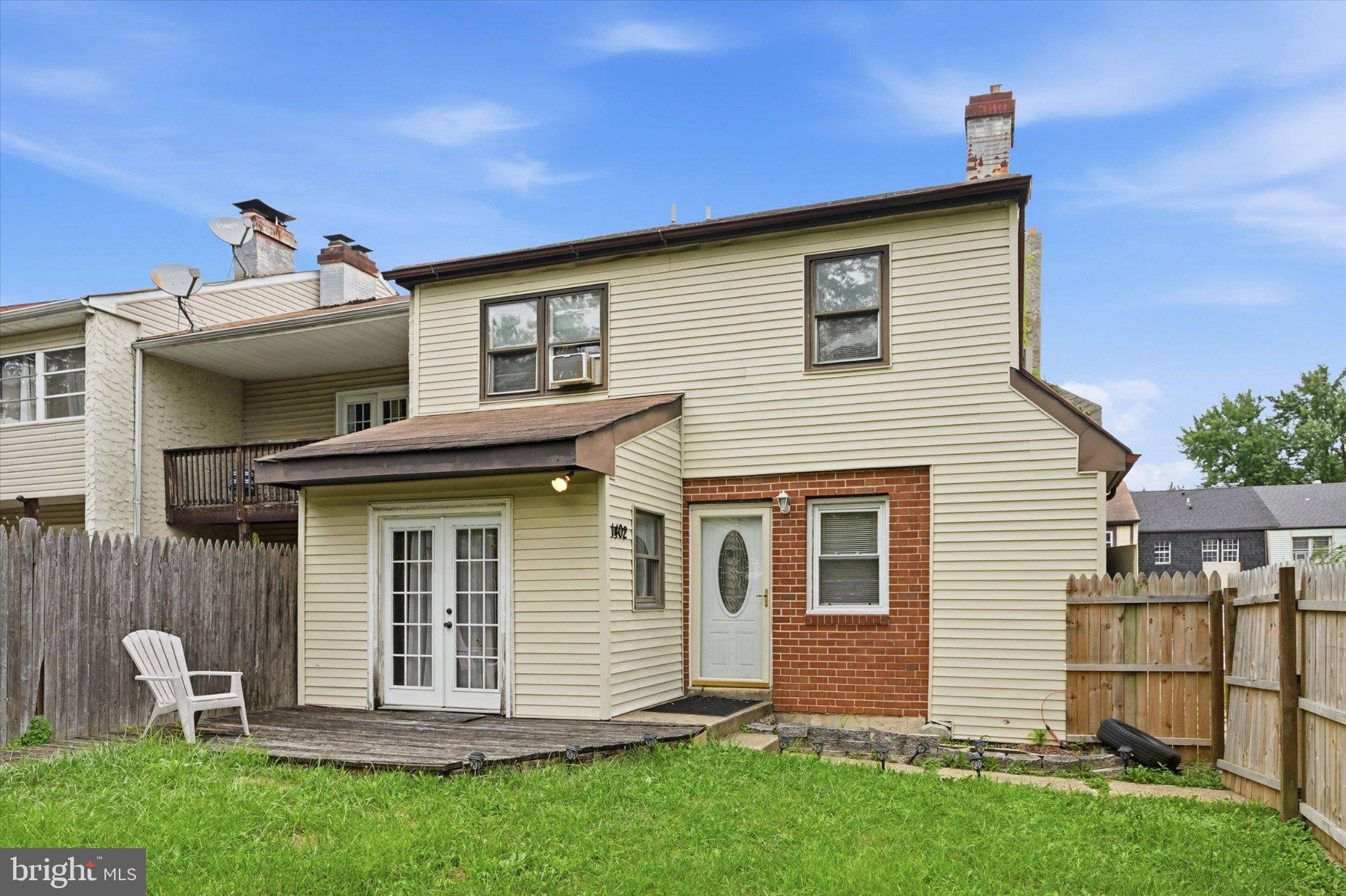 1402 Flanders Way, Newark, DE 19702