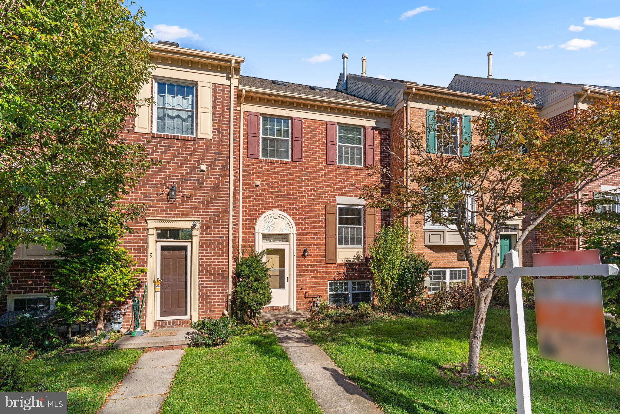 7 Valley Crossing Cir, Cockeysville, MD 21030 photo