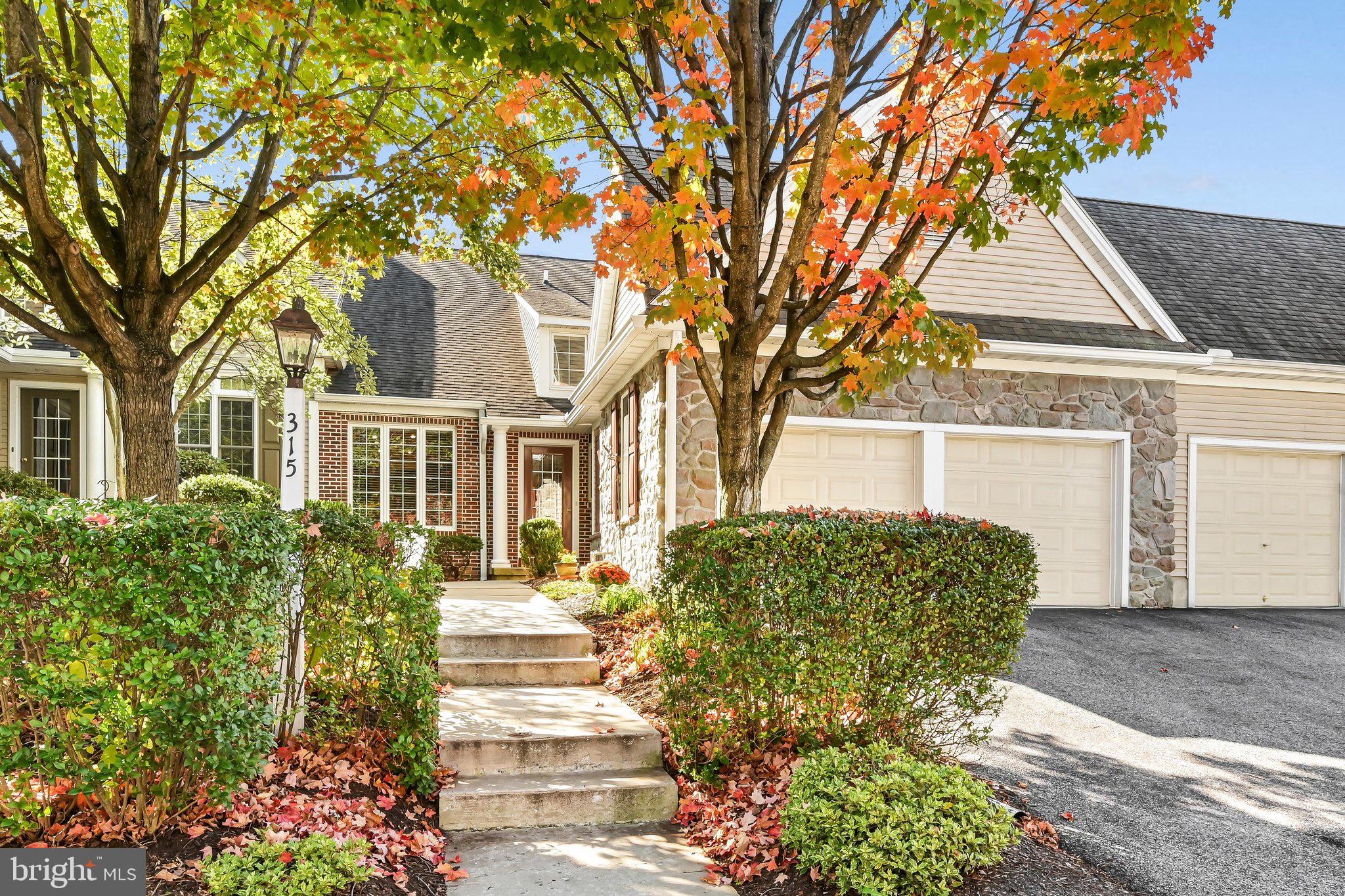 315 Great Lawn Cir, Lancaster, PA 17602
