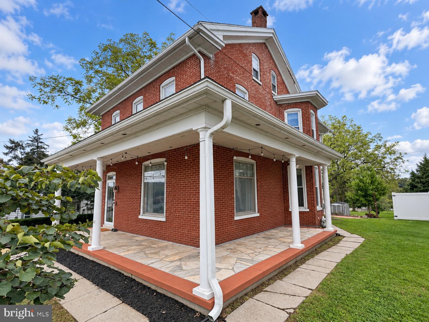 90 Reamstown Rd, Stevens, PA 17578