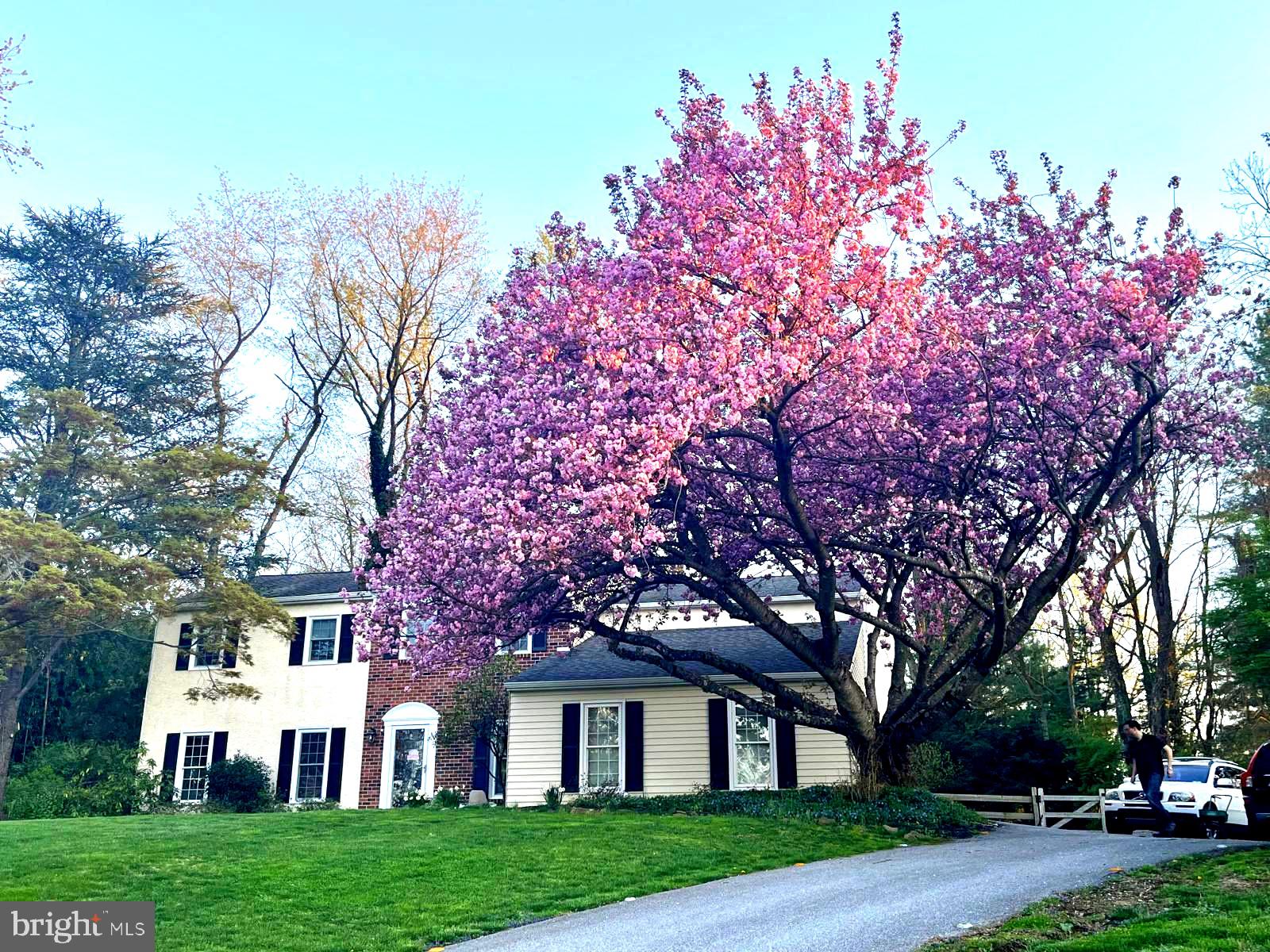 883 Twickensham Ct, West Chester, PA 19382 photo