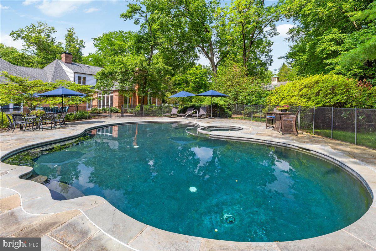 667 Rosedale Rd, Princeton, NJ 08540 photo