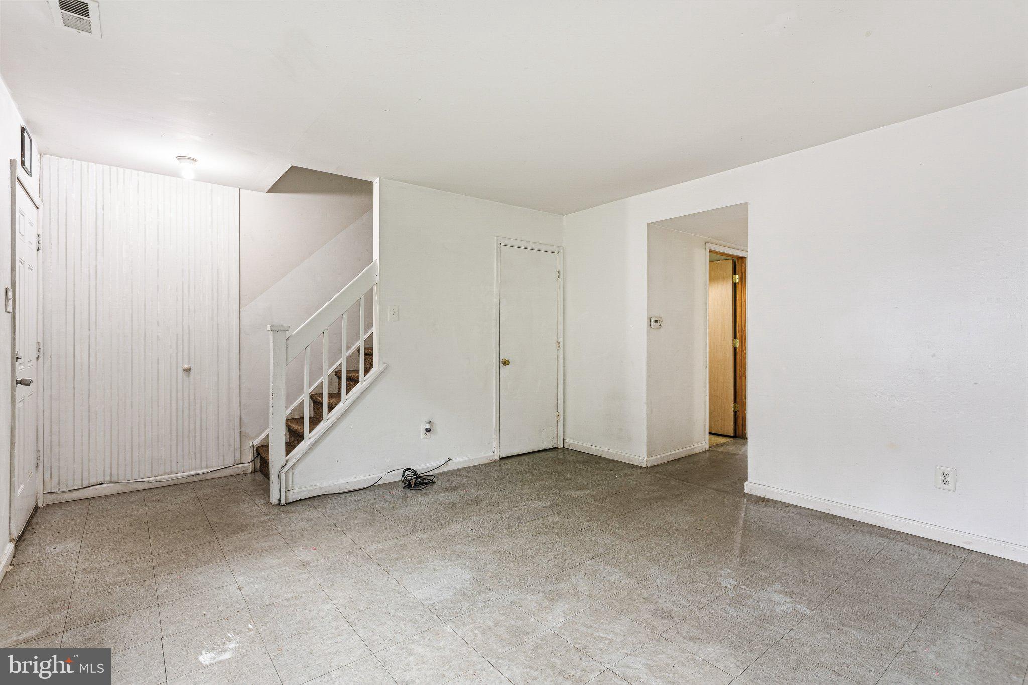 54 Beau Rivage Dr, Glassborough, NJ 08028 photo