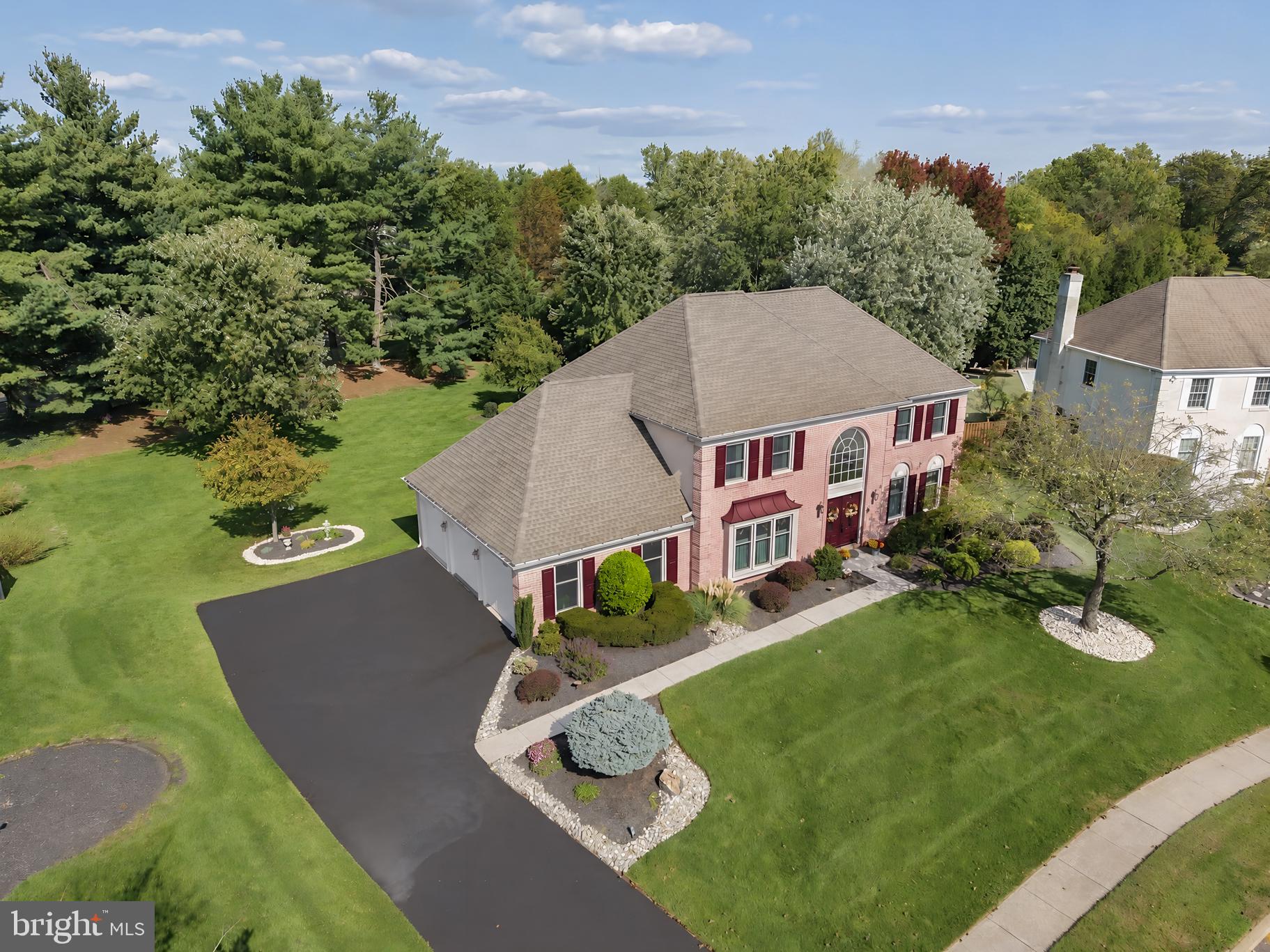 700 Fox Hollow Dr, Hadley, PA 19067 photo