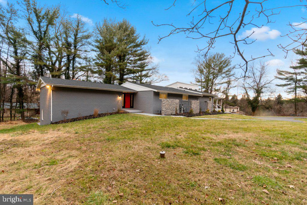 10603 Park Heights Ave, Owings Mills, MD 21117 photo
