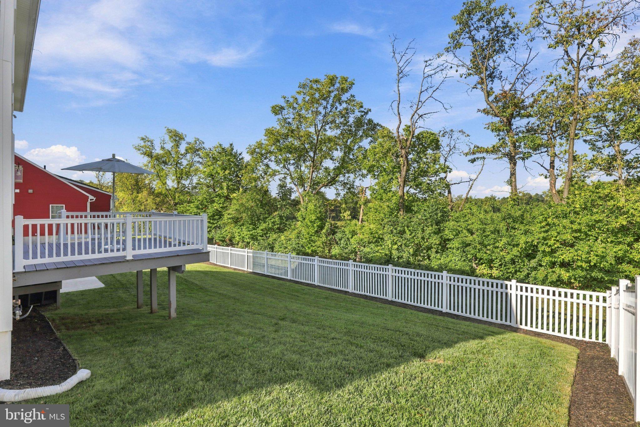 4 Rein Dr, Stevens, PA 17578 photo