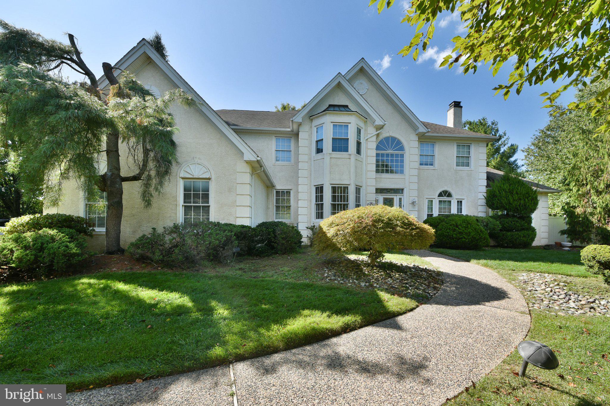 47 Loretta Cir, Richboro, PA 18954