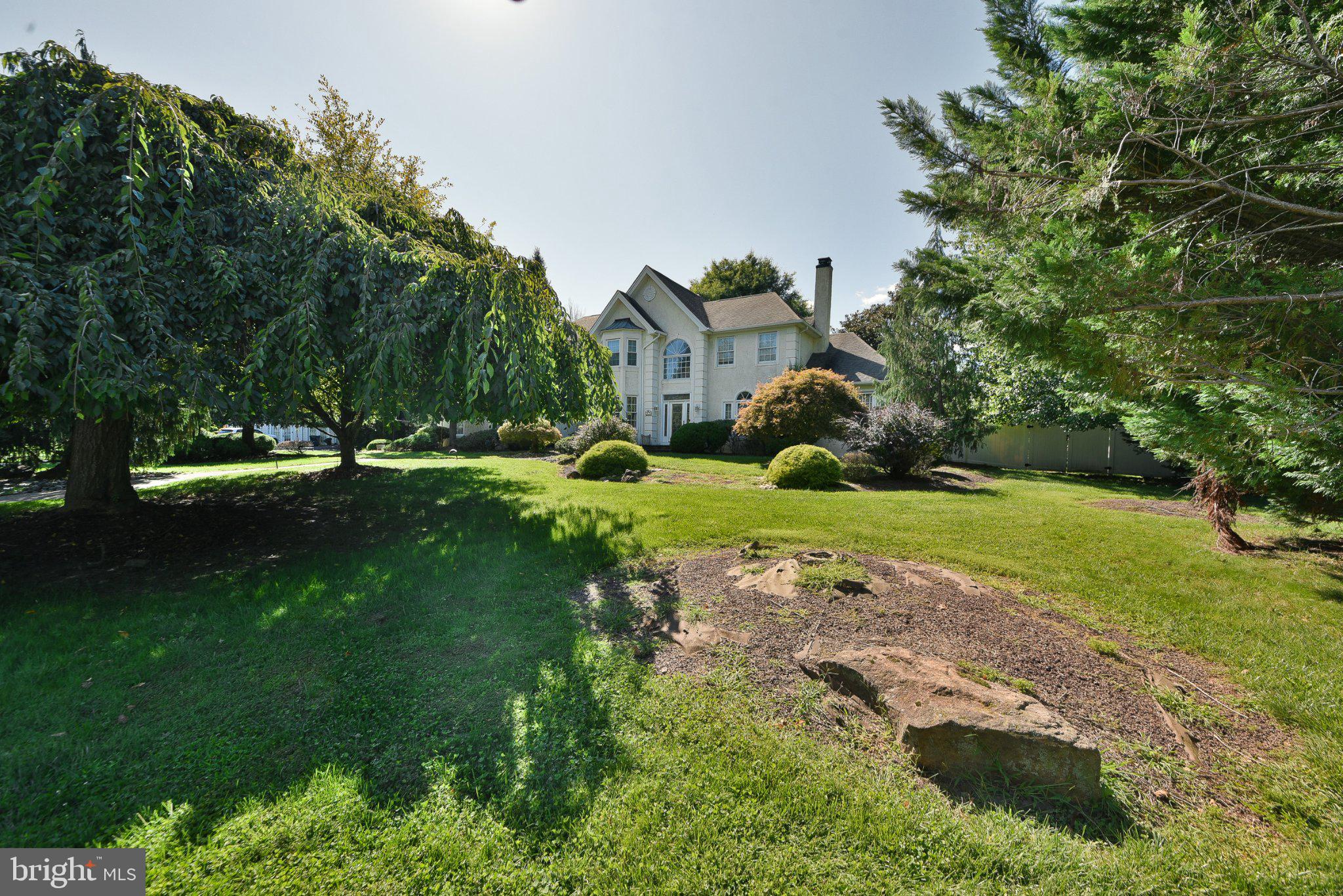47 Loretta Cir, Richboro, PA 18954 photo