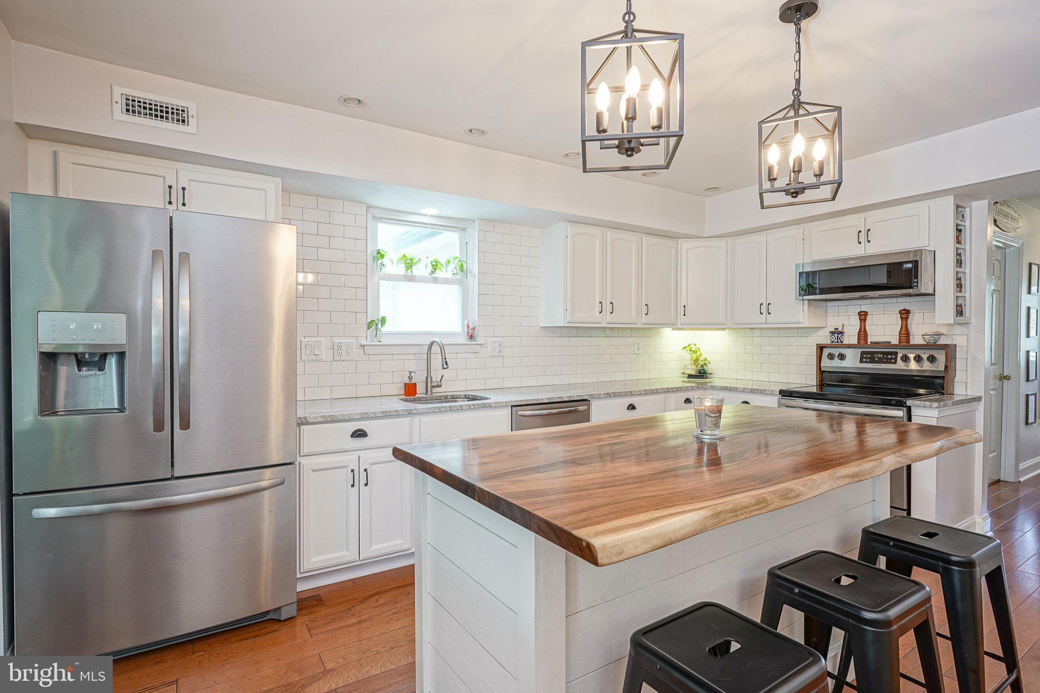 1106 Westerly Dr, Marlton, NJ 08053 photo