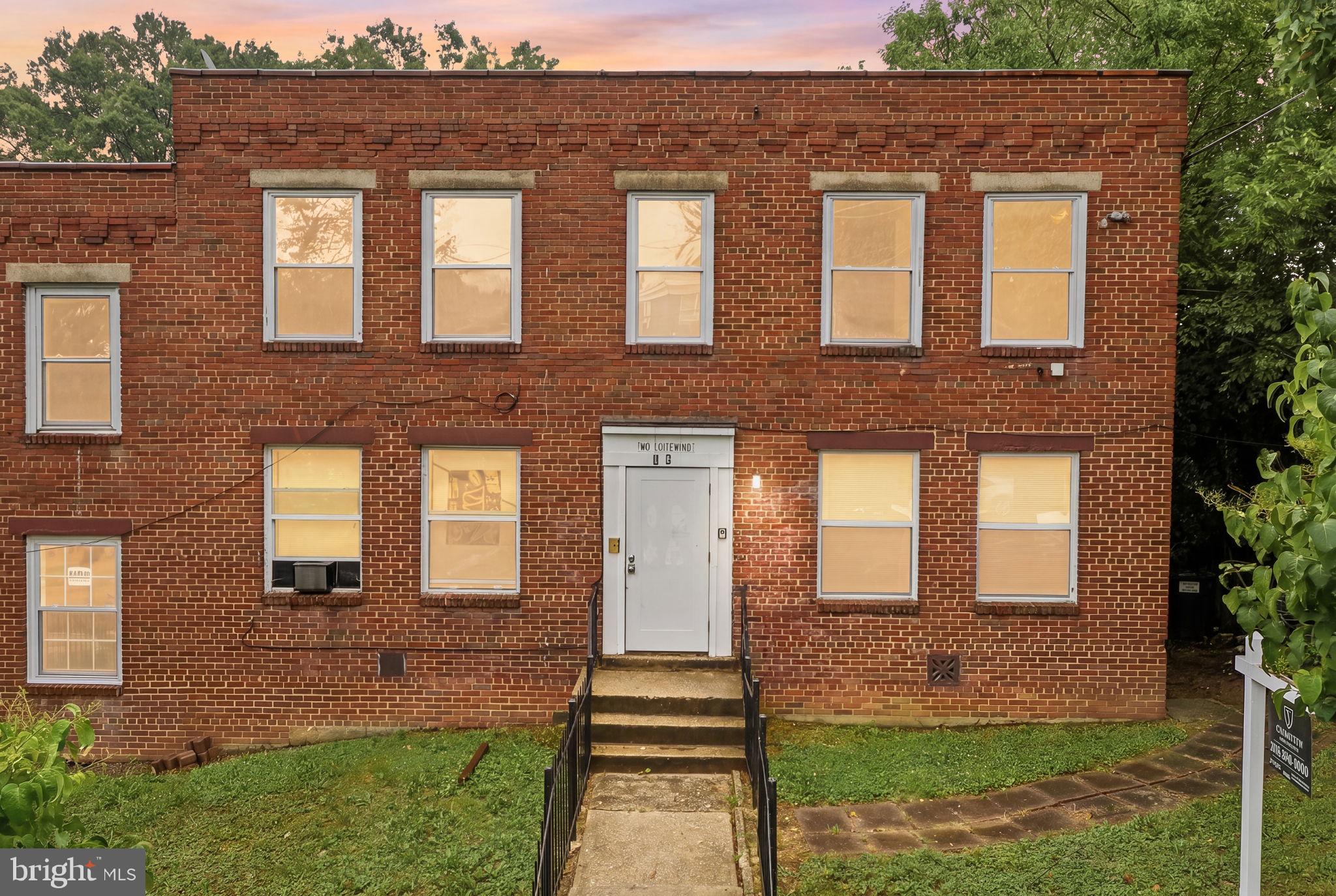 16 Galveston Pl, Washington, DC 20032