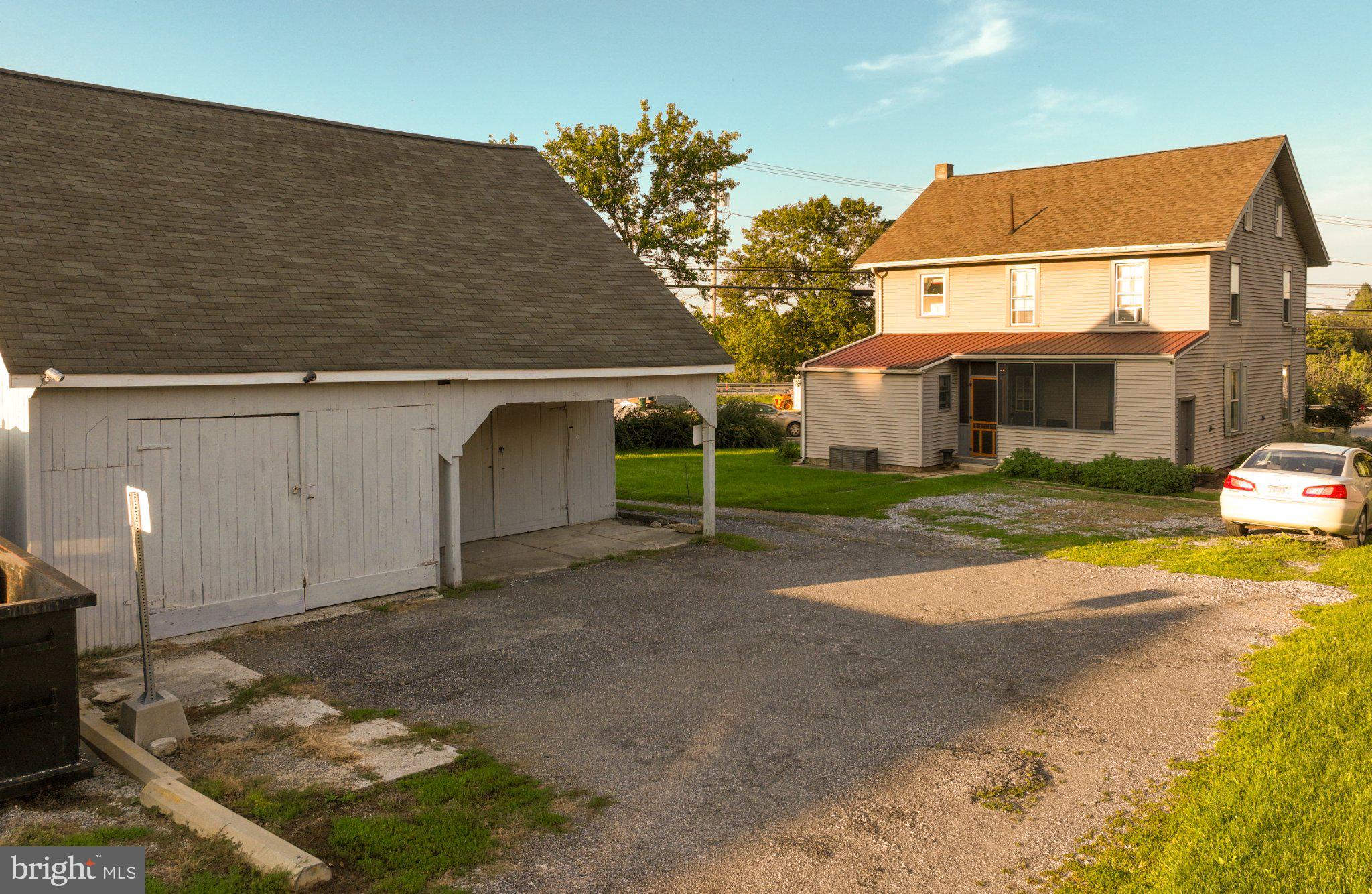 5302 Lincoln Hwy, Gap, PA 17527 photo