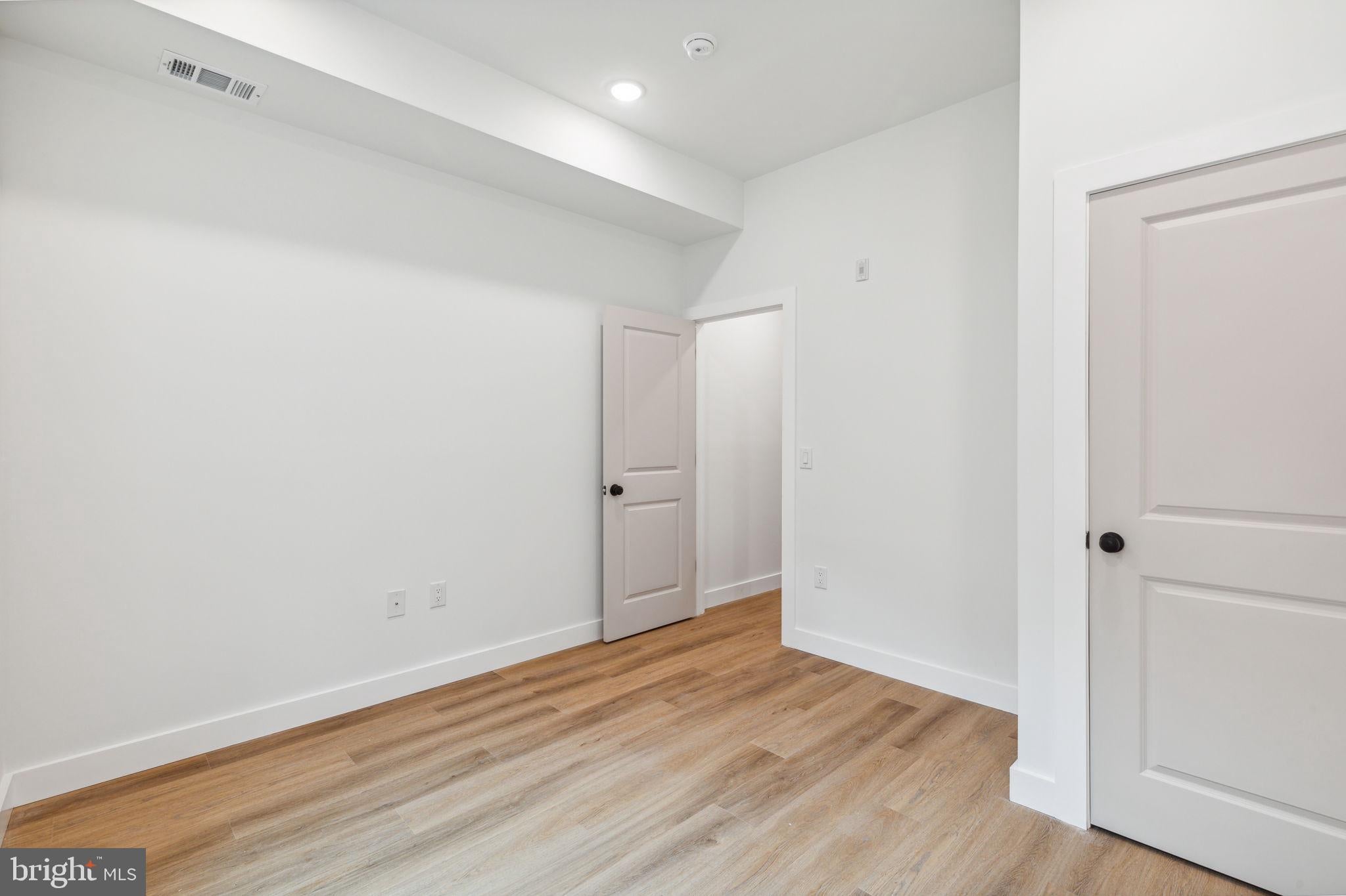 417 W Cumberland St, Philadelphia, PA 19133 photo