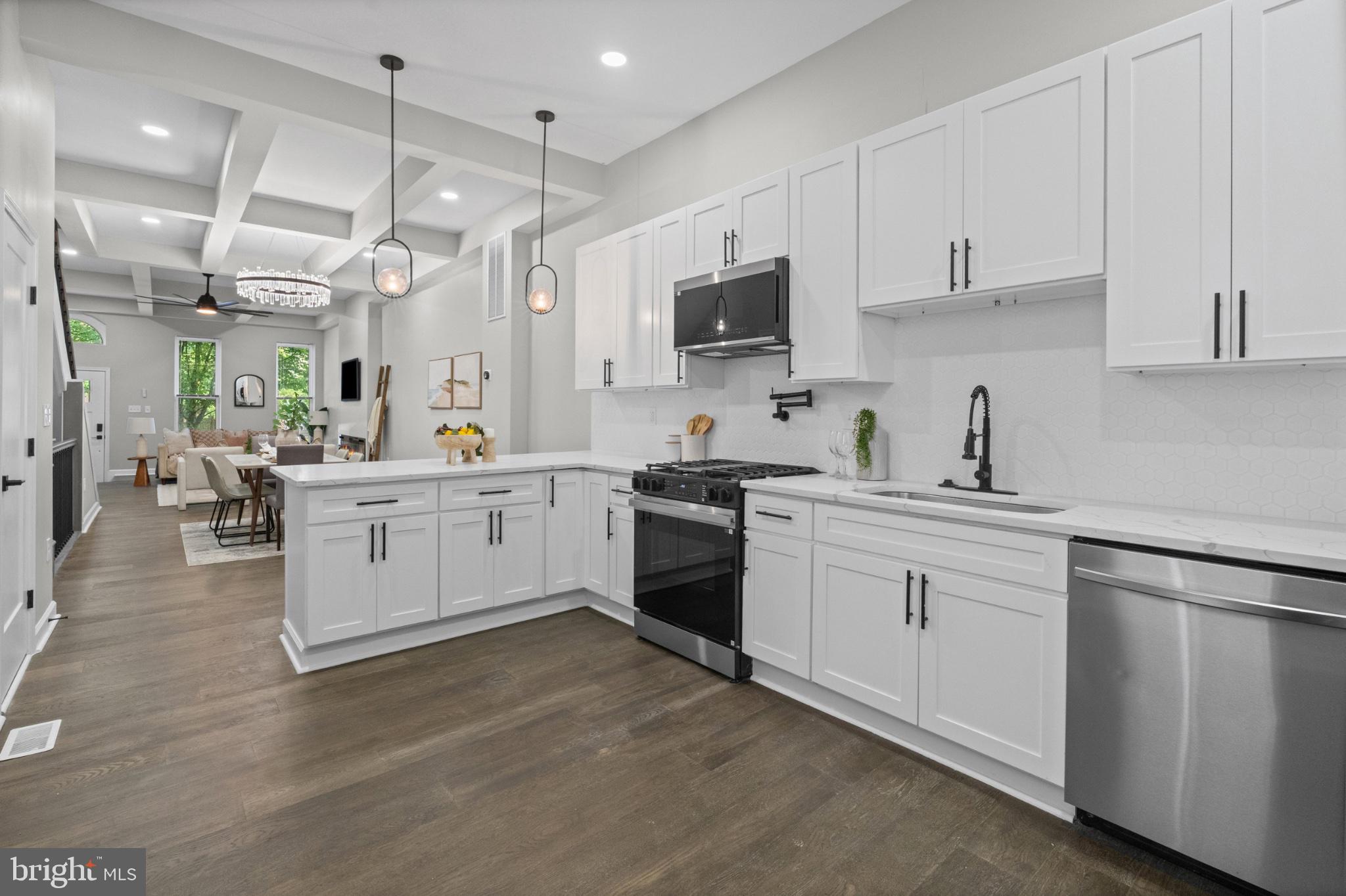 706 N Arlington Ave, Baltimore, MD 21217 photo