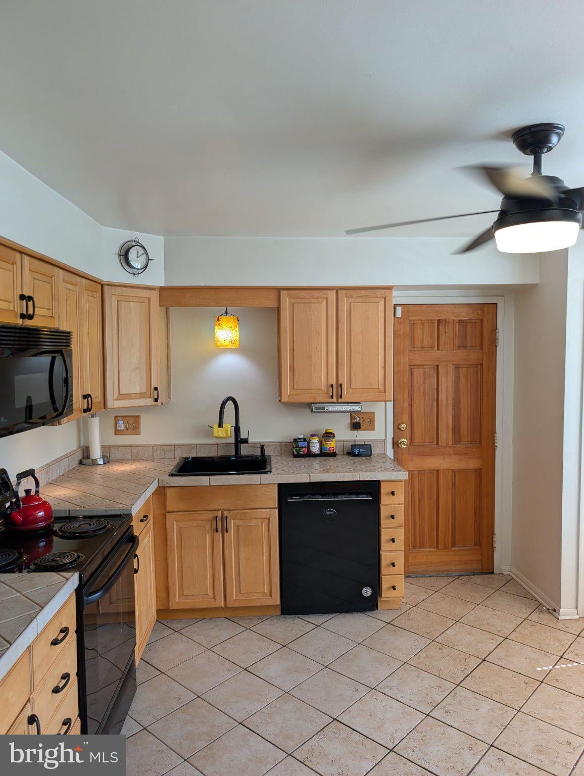 5201 Oahu Ct, Temple Hills, MD 20748 photo