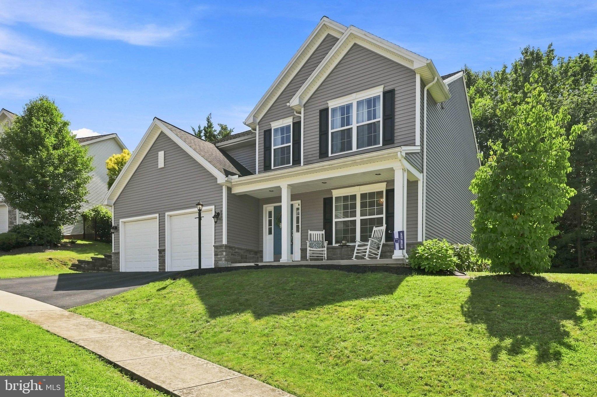 30 Scarlet Oak Dr, Etters, PA 17319 photo