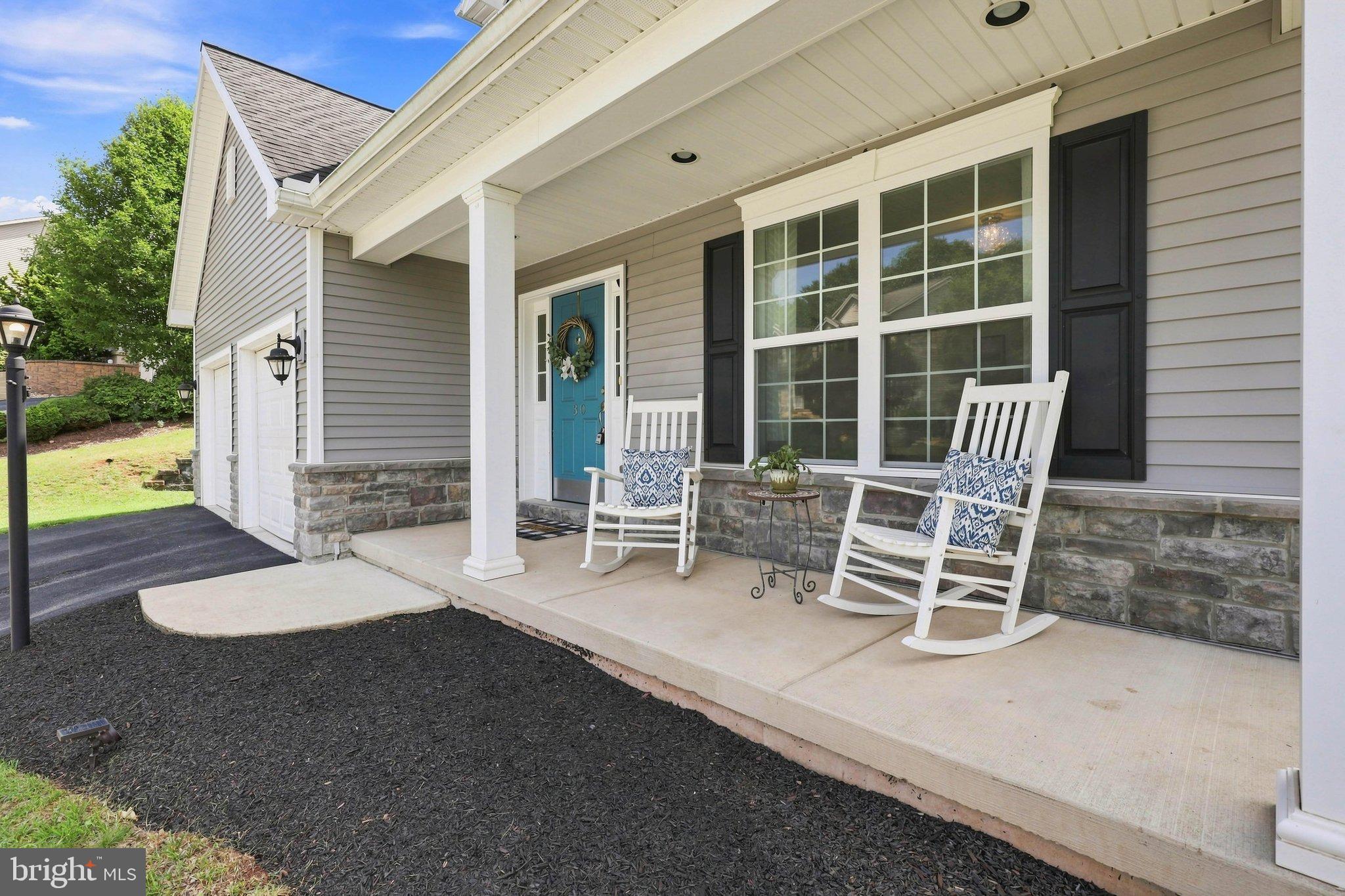 30 Scarlet Oak Dr, Etters, PA 17319 photo