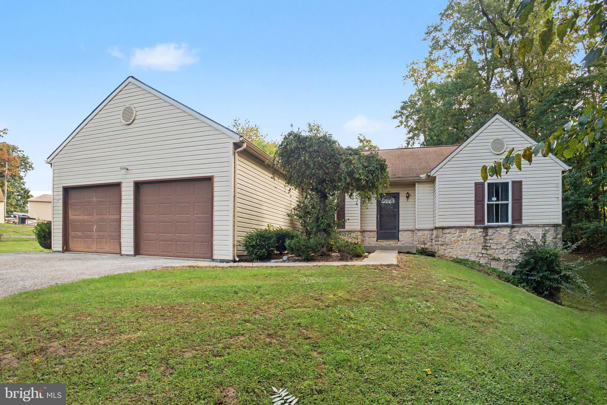 303 Vintage Rd, Paradise, PA 17562