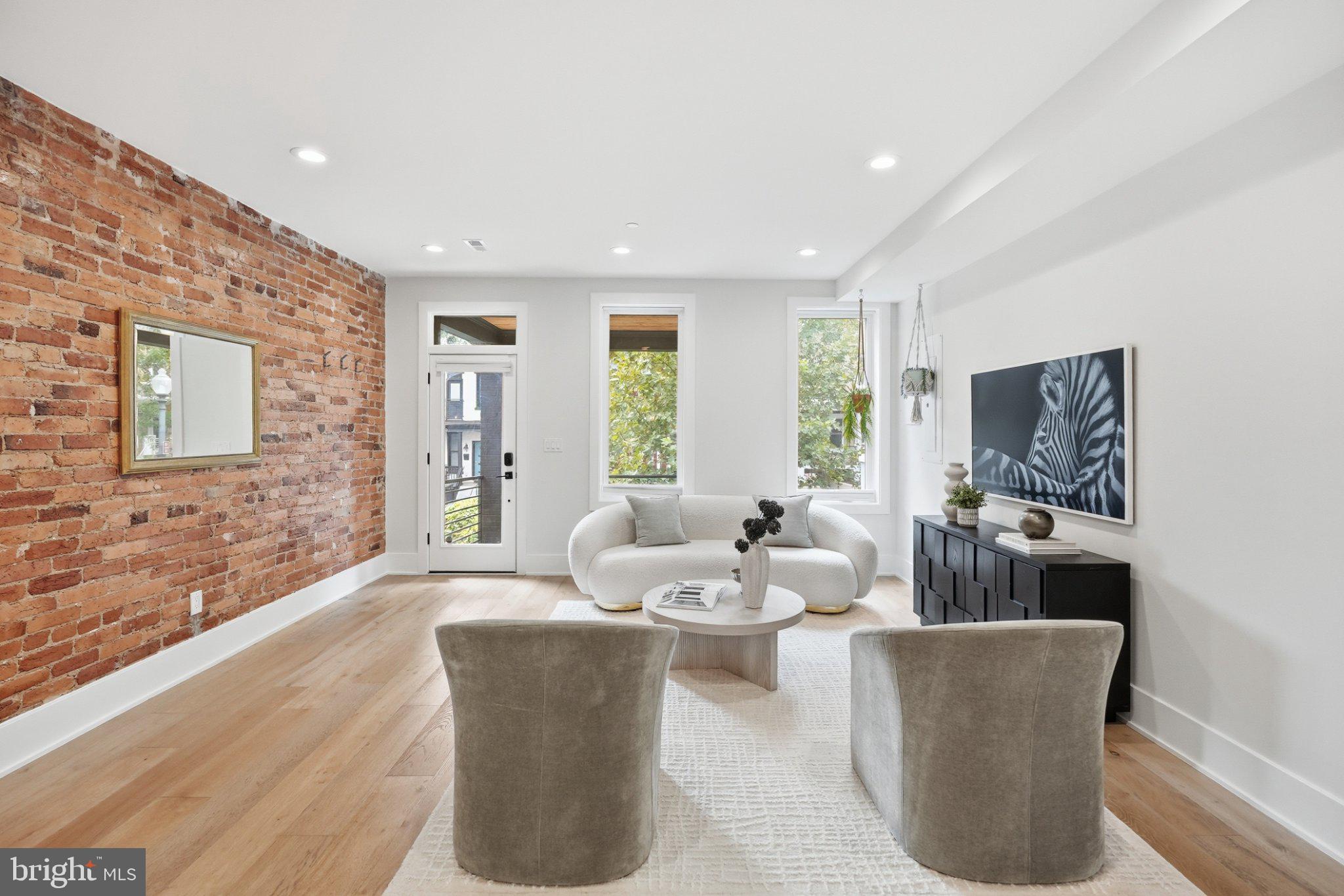 623 Columbia Rd, Washington, DC 20001 photo