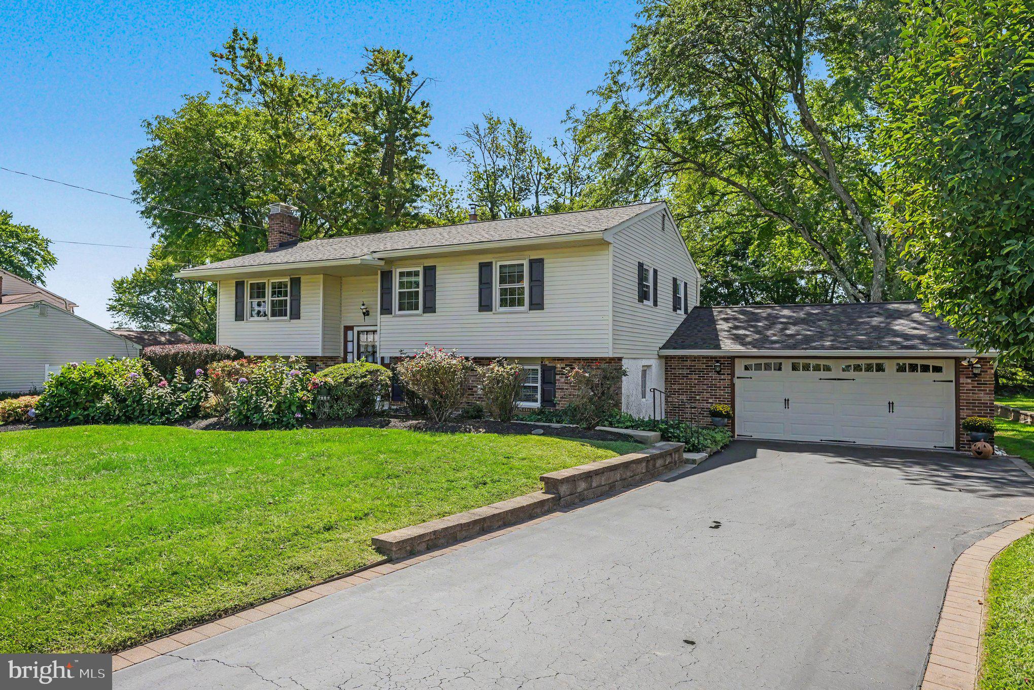 2636 Amy Dr, Eagleville, PA 19403