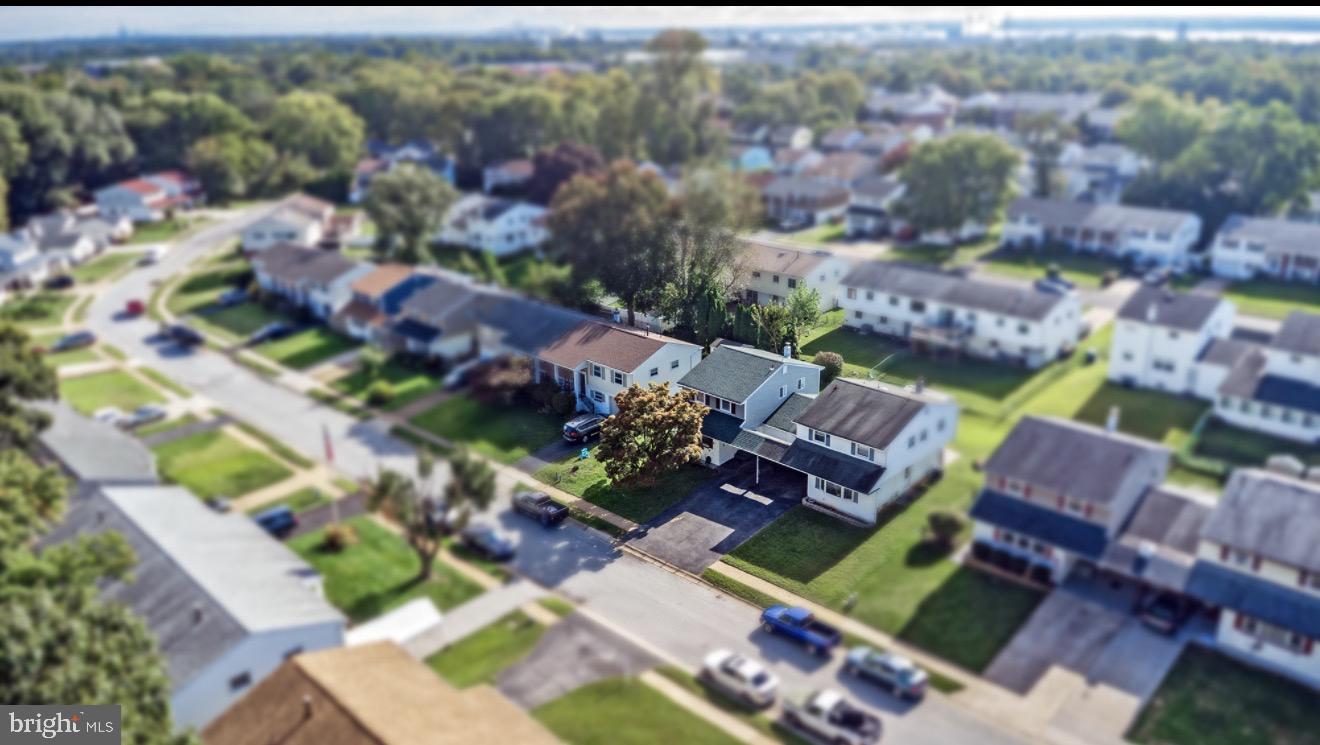 734 Plumtree Ln, Claymont, DE 19703 photo