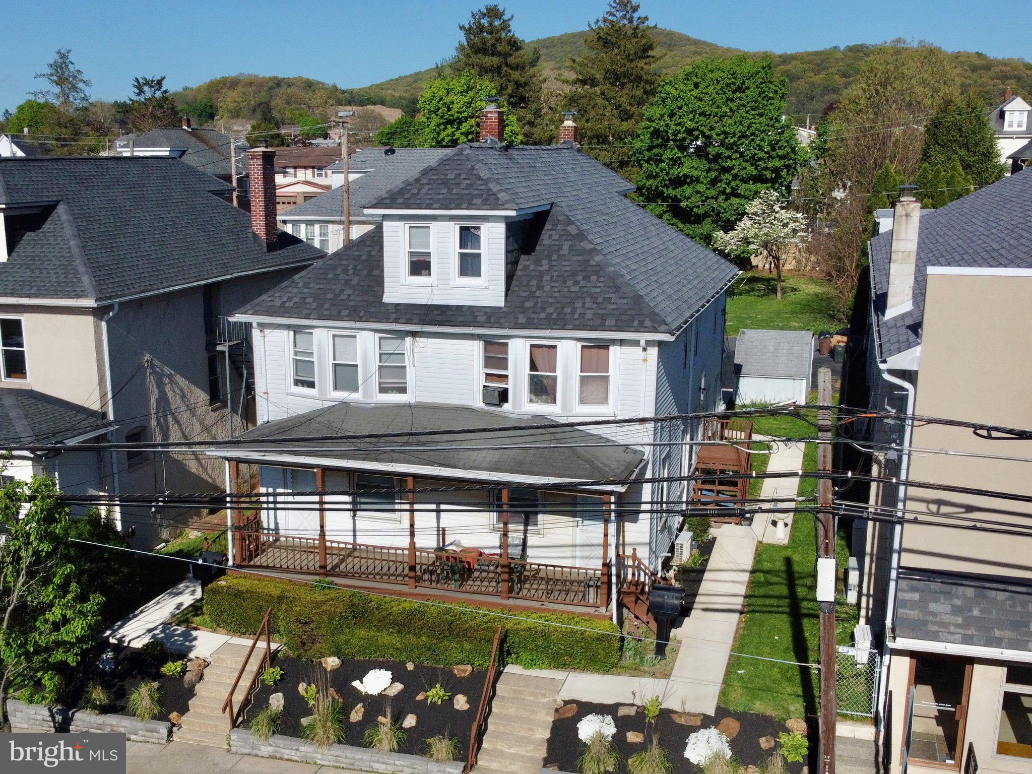 1083 1085 Main St, Hellertown, PA 18055 photo