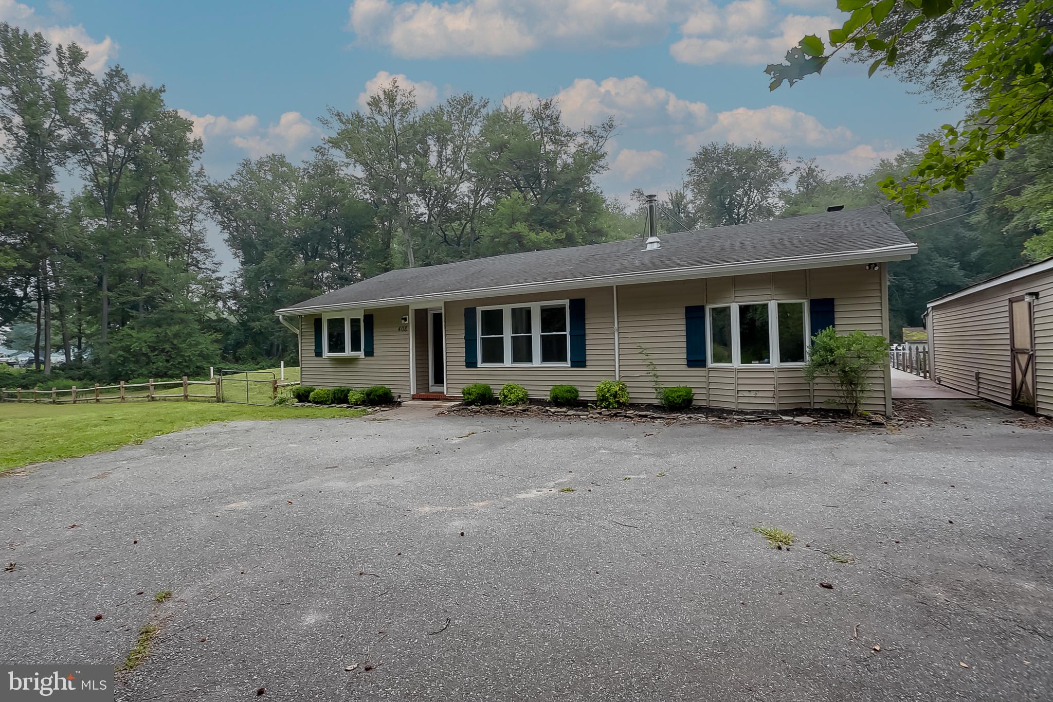 408 Burrs Mill Rd, Southampton, NJ 08088 photo