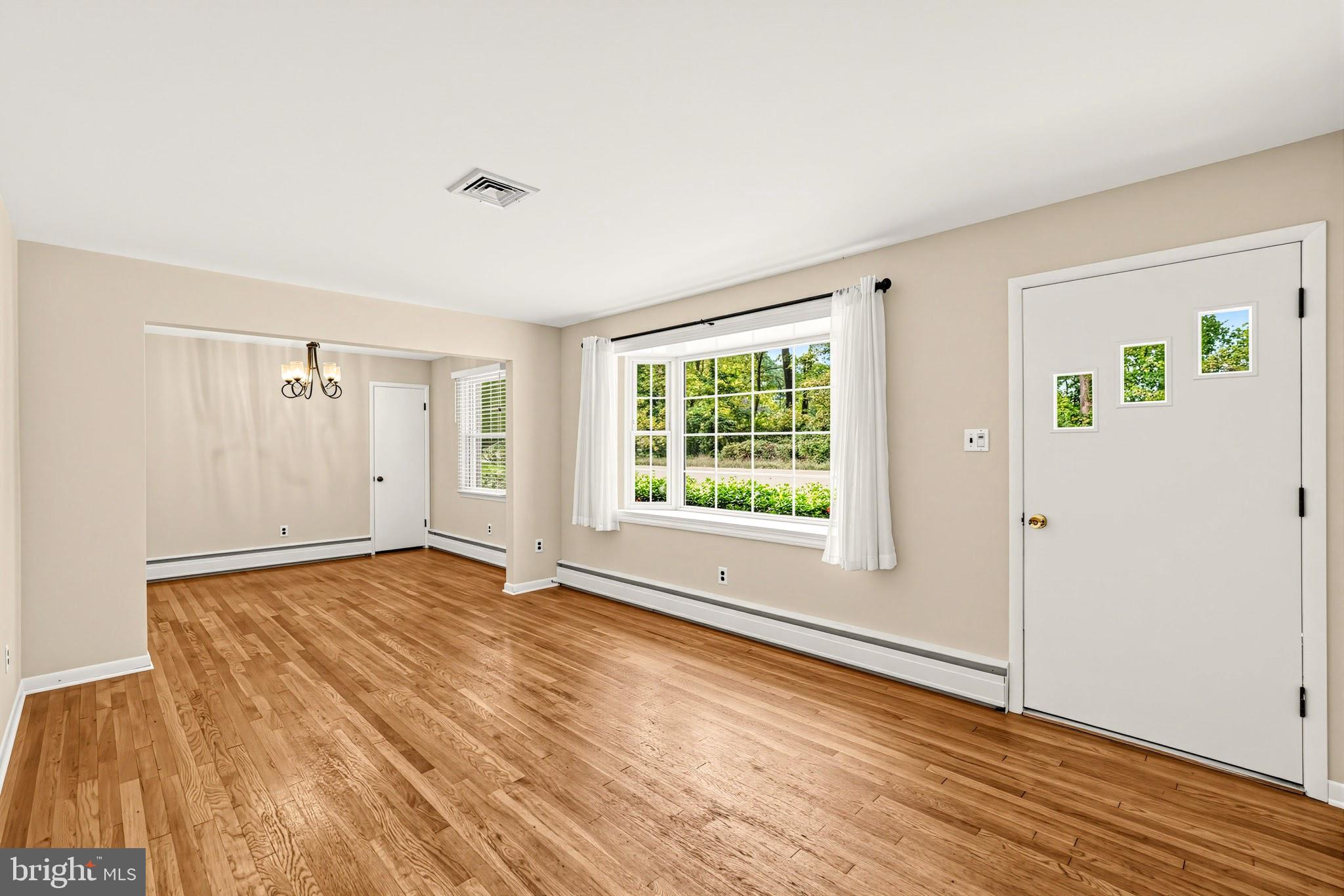 114 Hilltop Rd, Phoenixville, PA 19460 photo