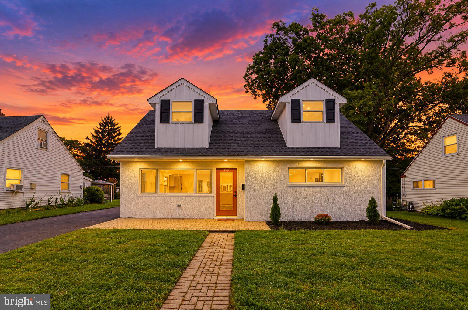 198 Oxford Cir, West Norriton, PA 19403