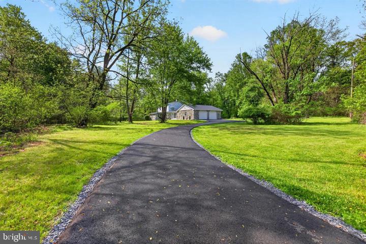 503 Whitman Ln, Middletown, PA 17057 photo