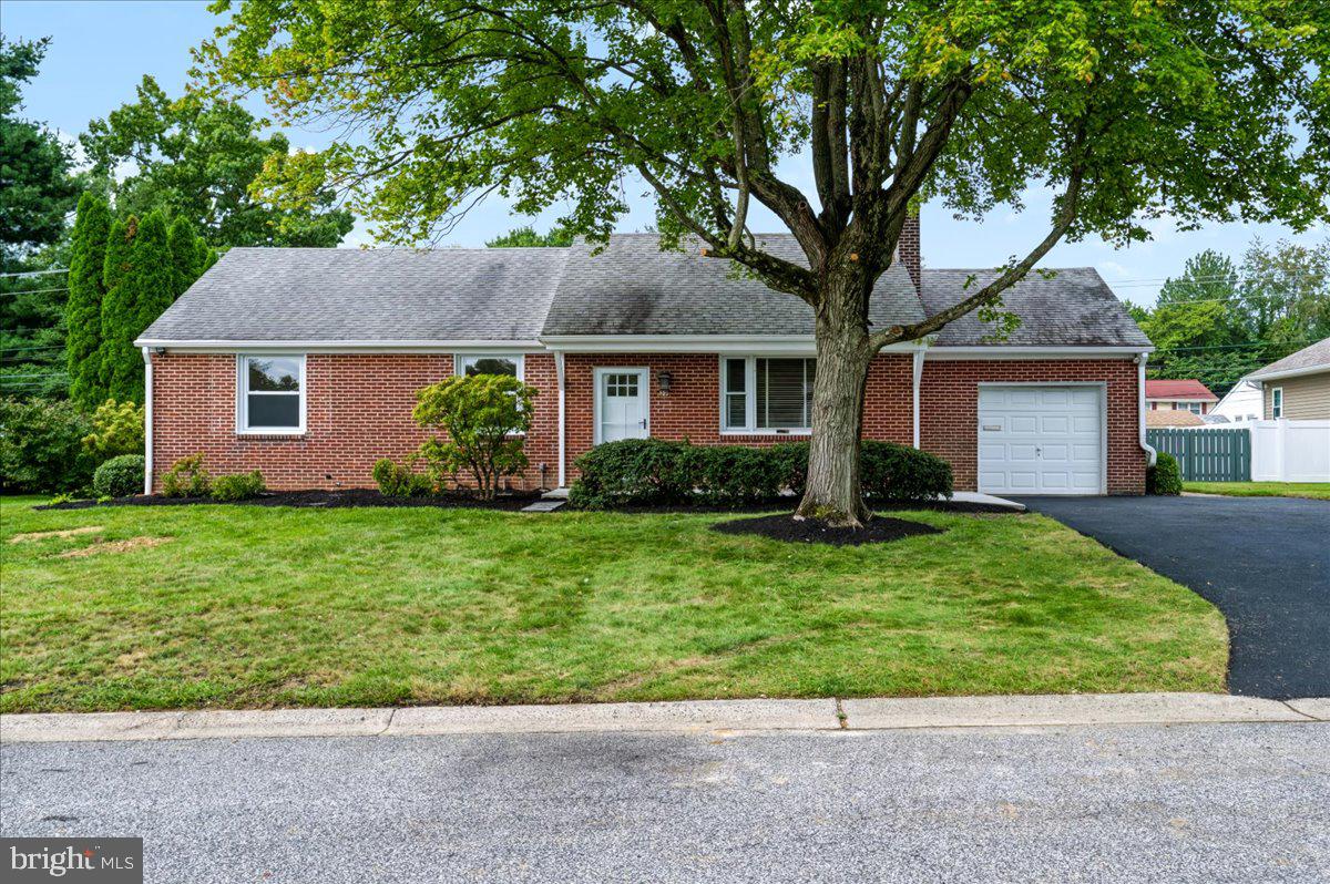 22 W Dale Rd, Wilmington, DE 19810 photo