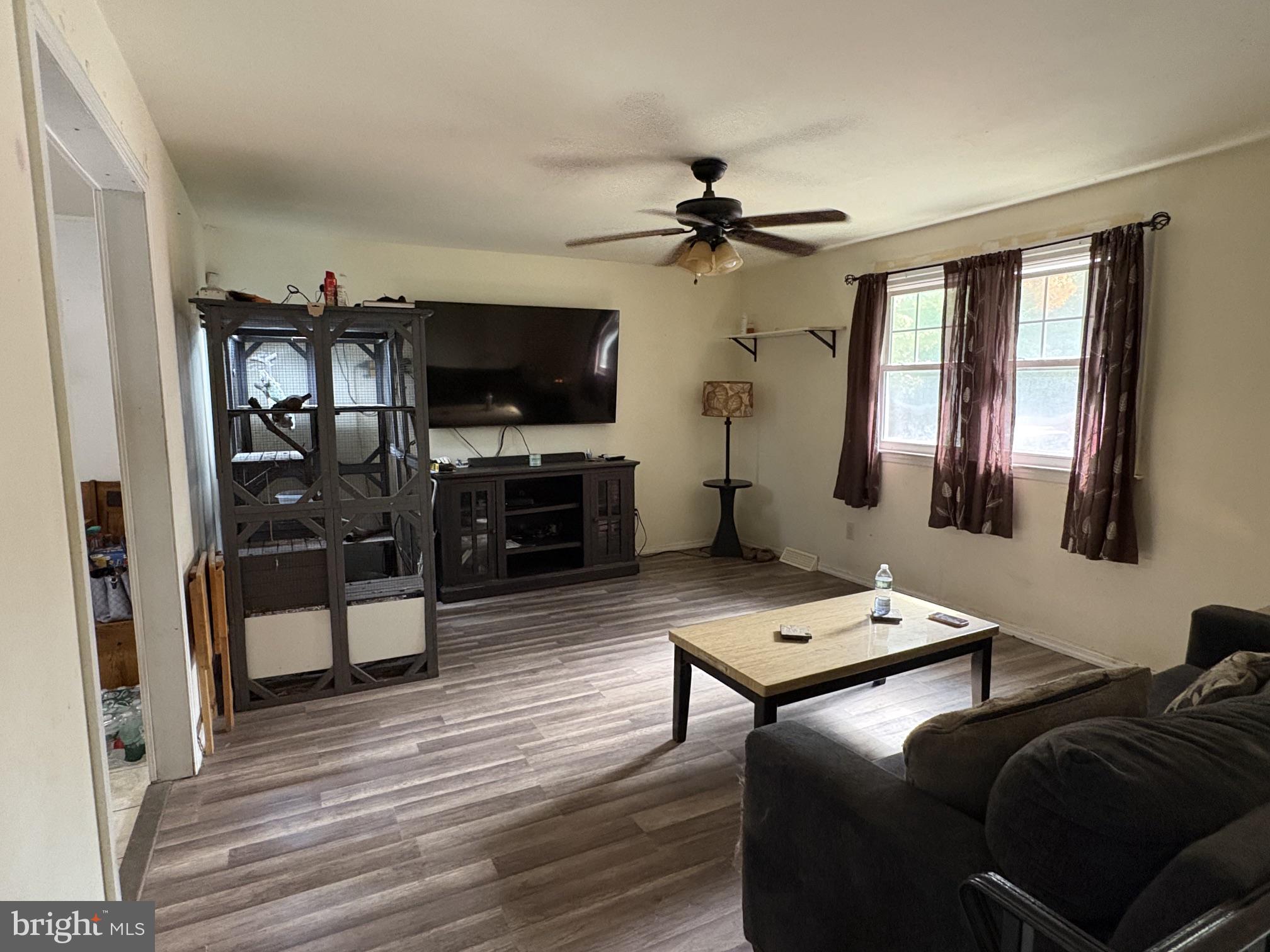 1034 Sykes Ln, Williamstown, NJ 08094 photo