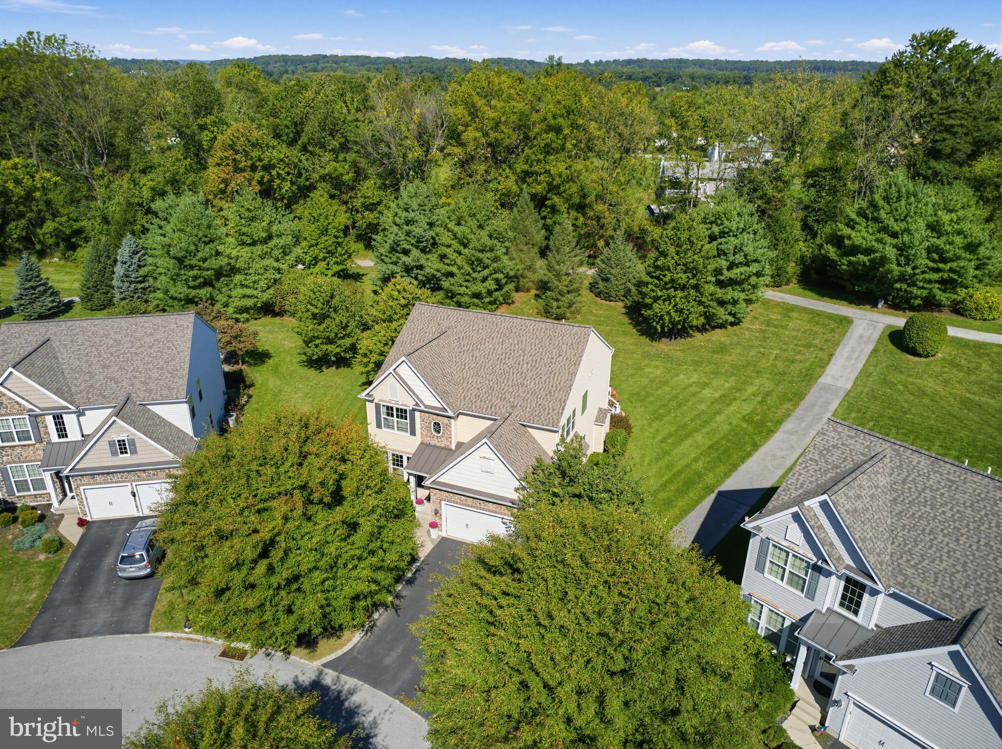 629 Empire Dr, Downingtown, PA 19335