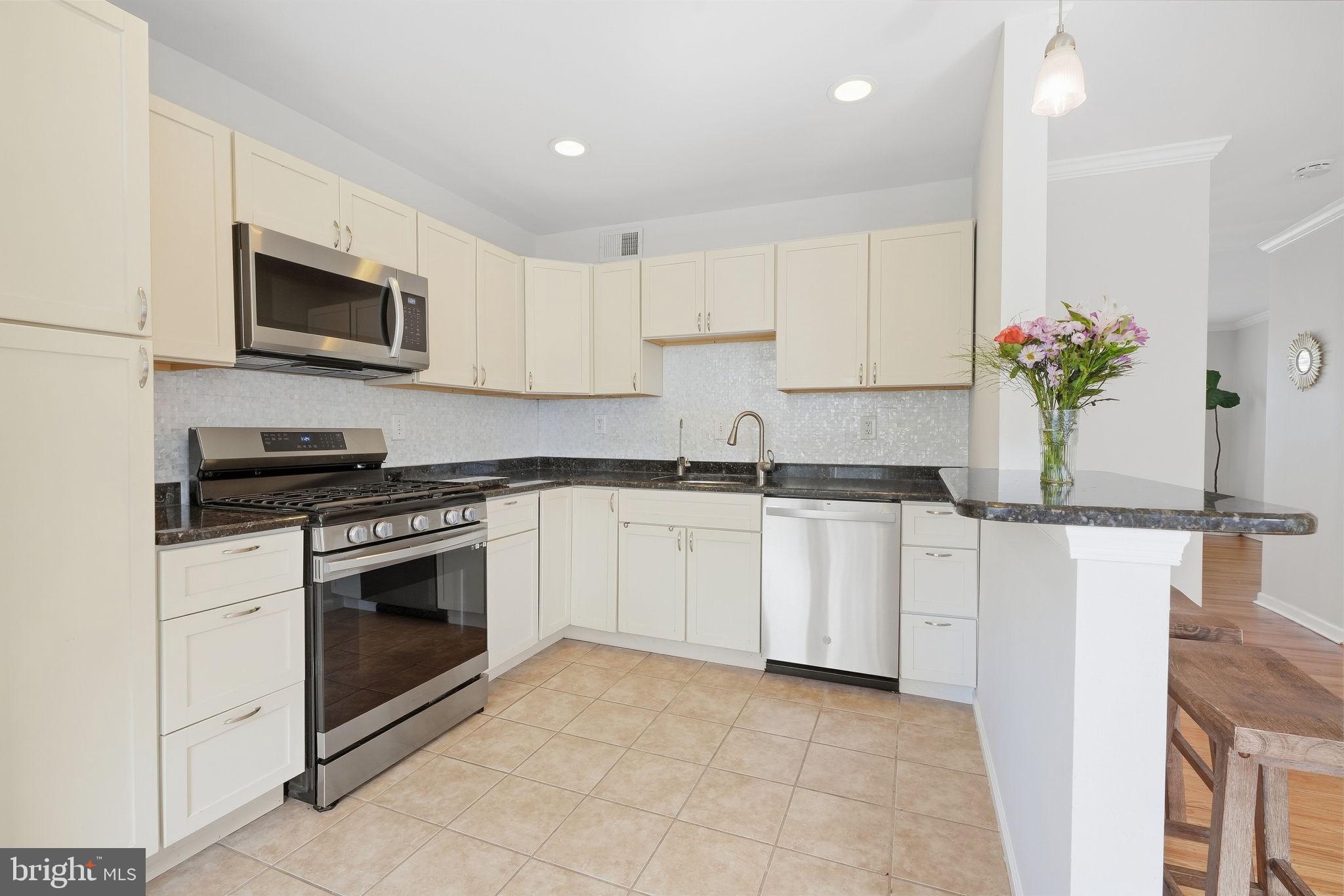 11753 Brandon Rd, Philadelphia, PA 19154 photo