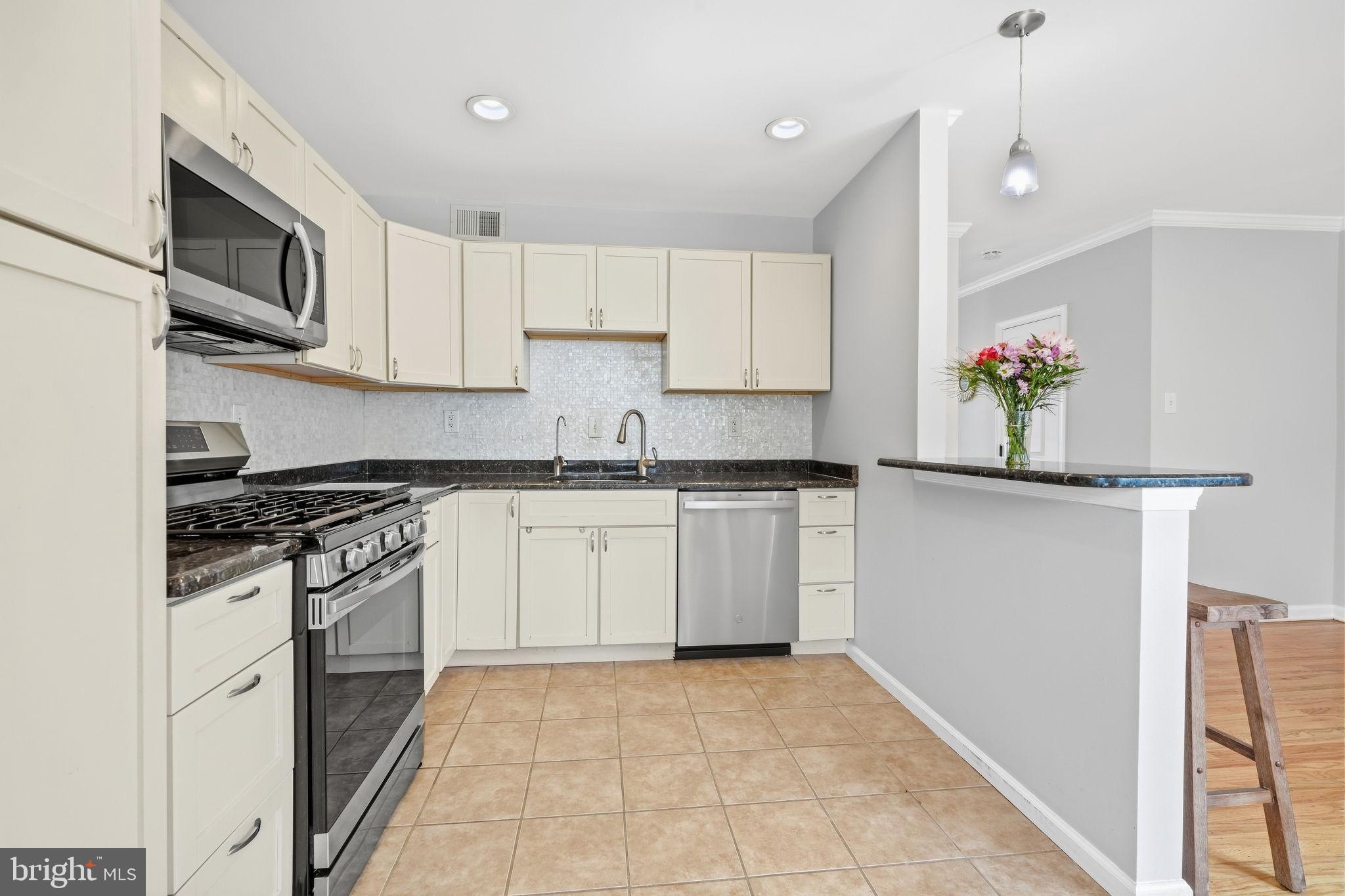 11753 Brandon Rd, Philadelphia, PA 19154 photo