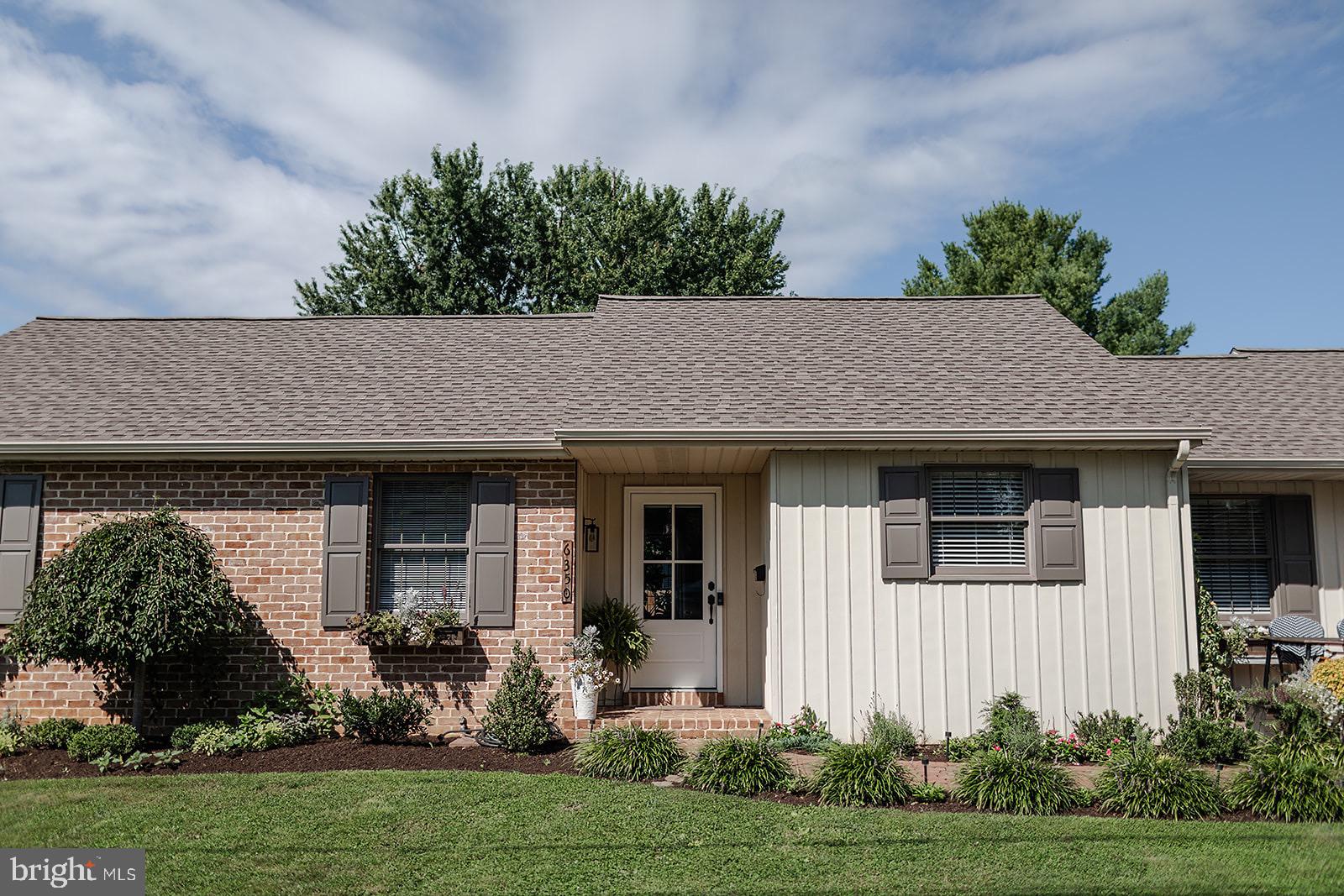 6350 Hollow Dr, East Petersburg, PA 17520 photo