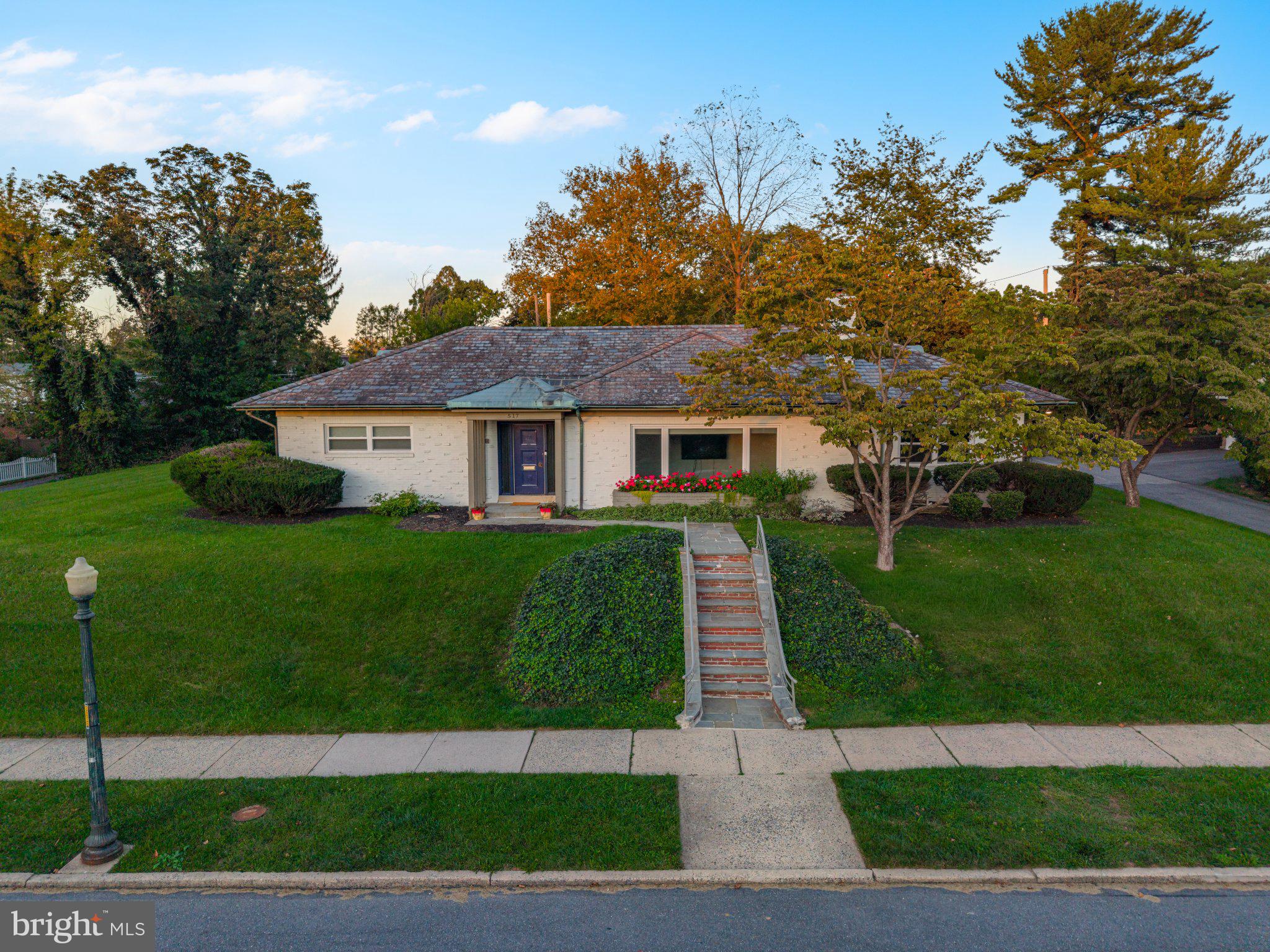 527 N 28th St, Allentown, PA 18104 photo