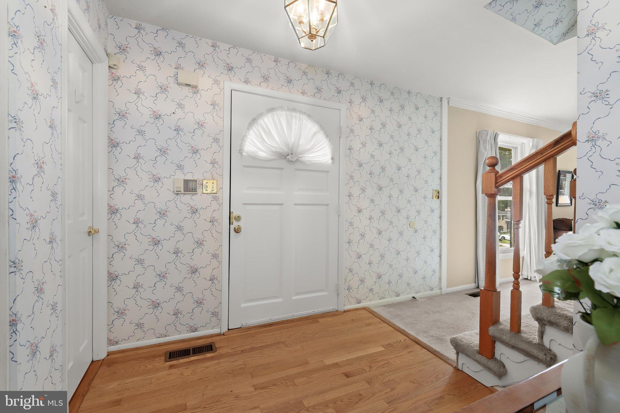 914 Farmstead Rd, Cockeysville, MD 21030 photo