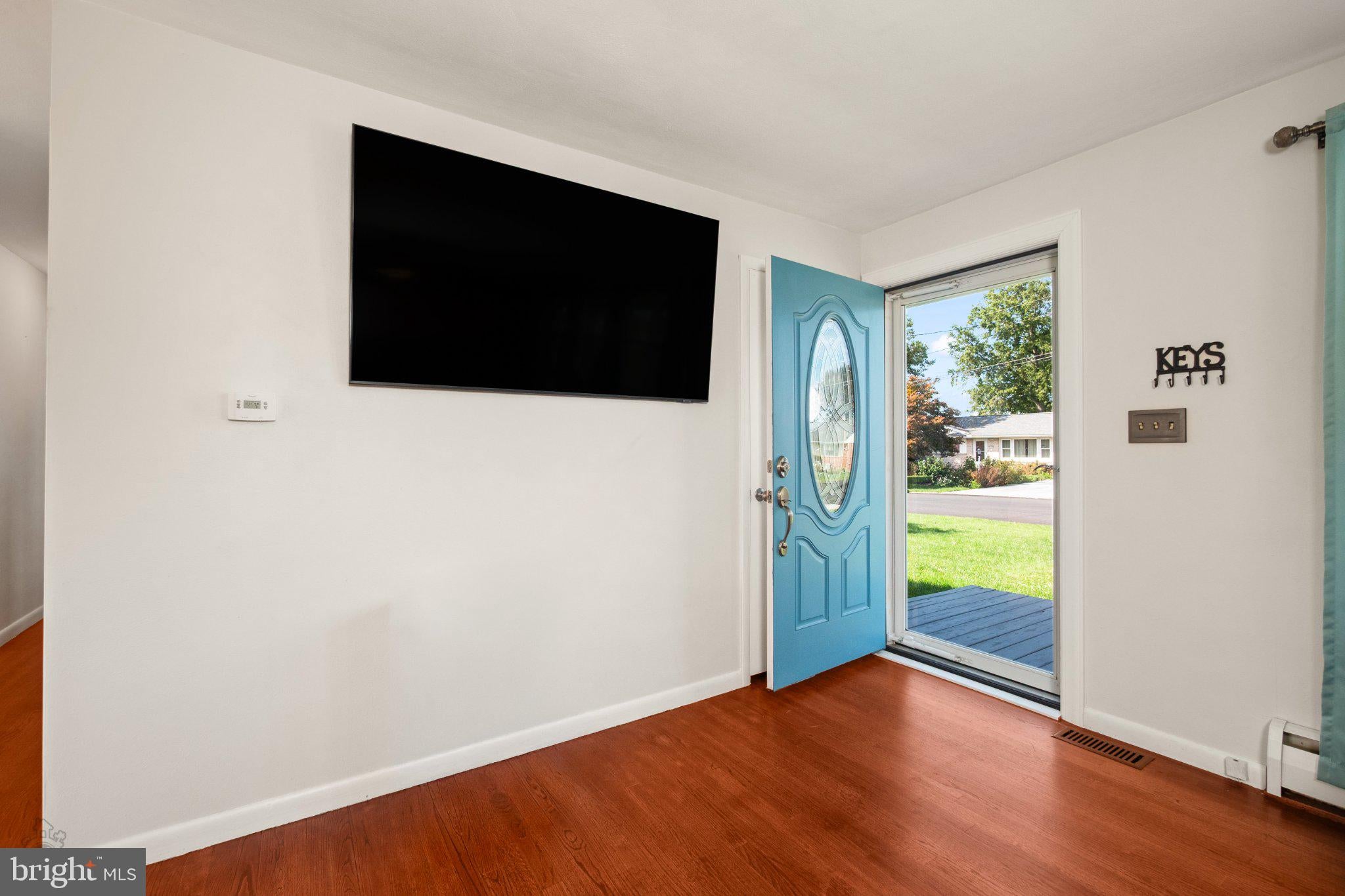 206 W Mckinley Ave, Myerstown, PA 17067 photo