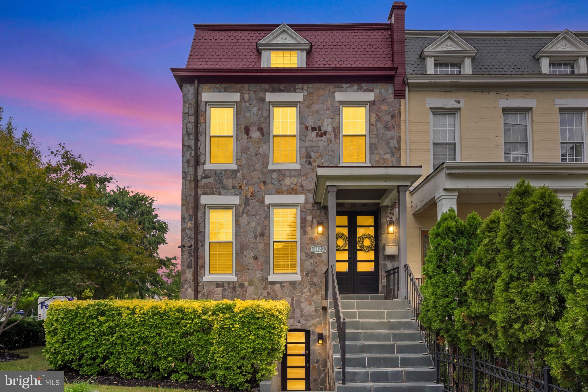 1125 K St, Washington, DC 20002