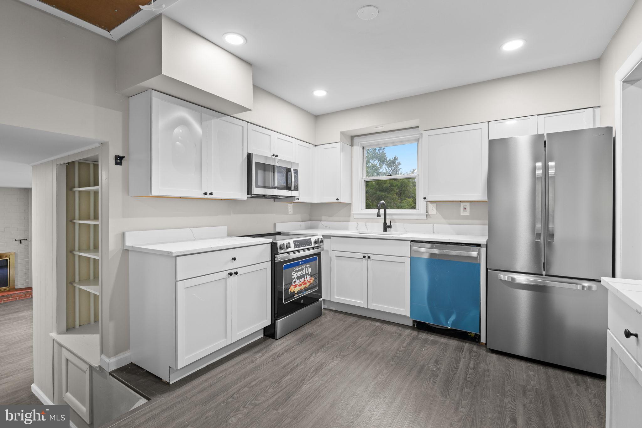 932 Cromwell Bridge Rd, Towson, MD 21286 photo