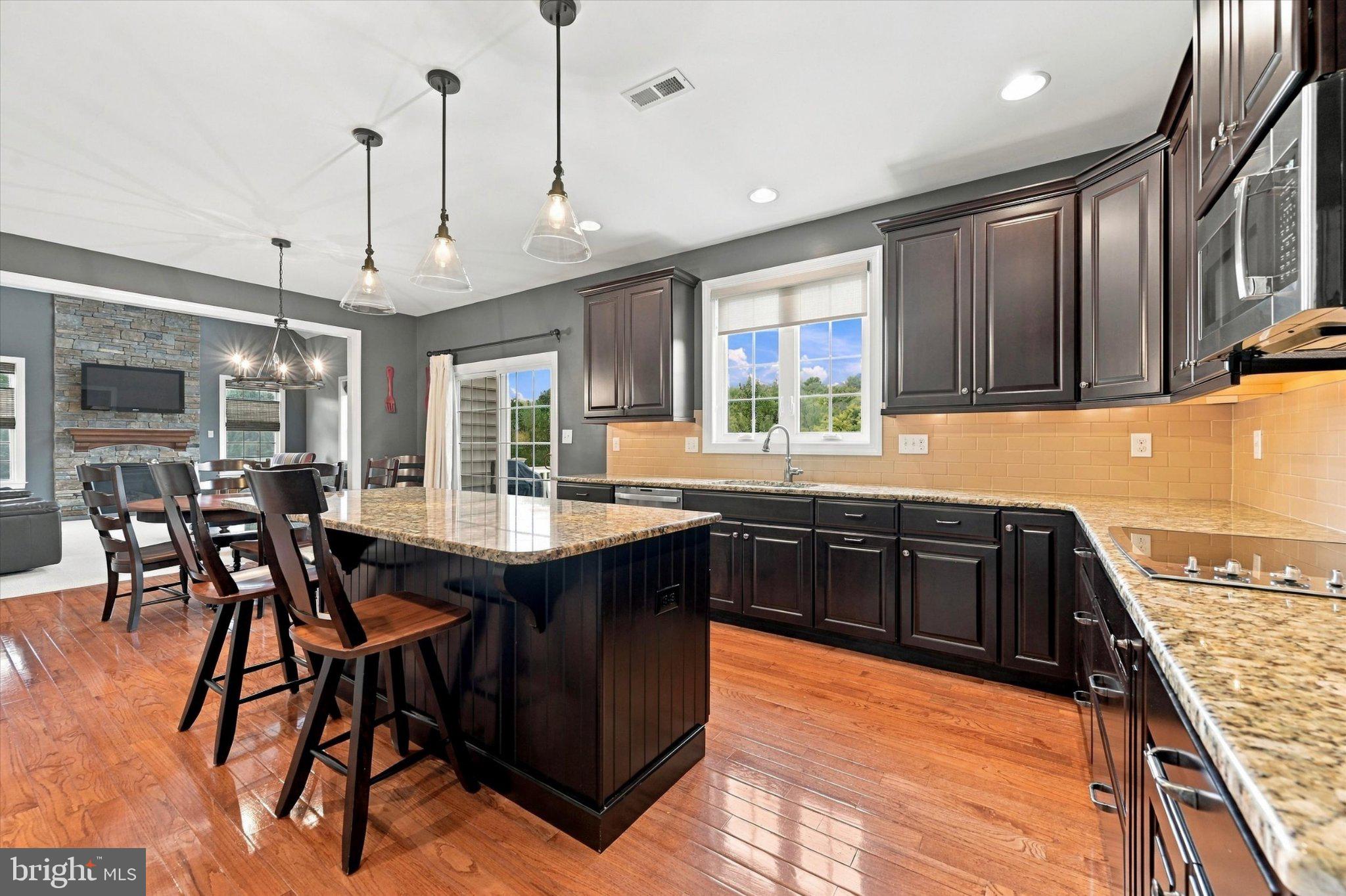 239 Windham Dr, Exton, PA 19341 photo