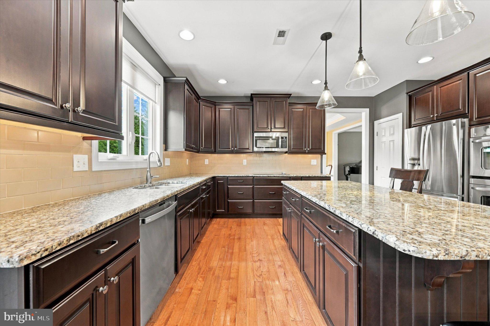 239 Windham Dr, Exton, PA 19341 photo