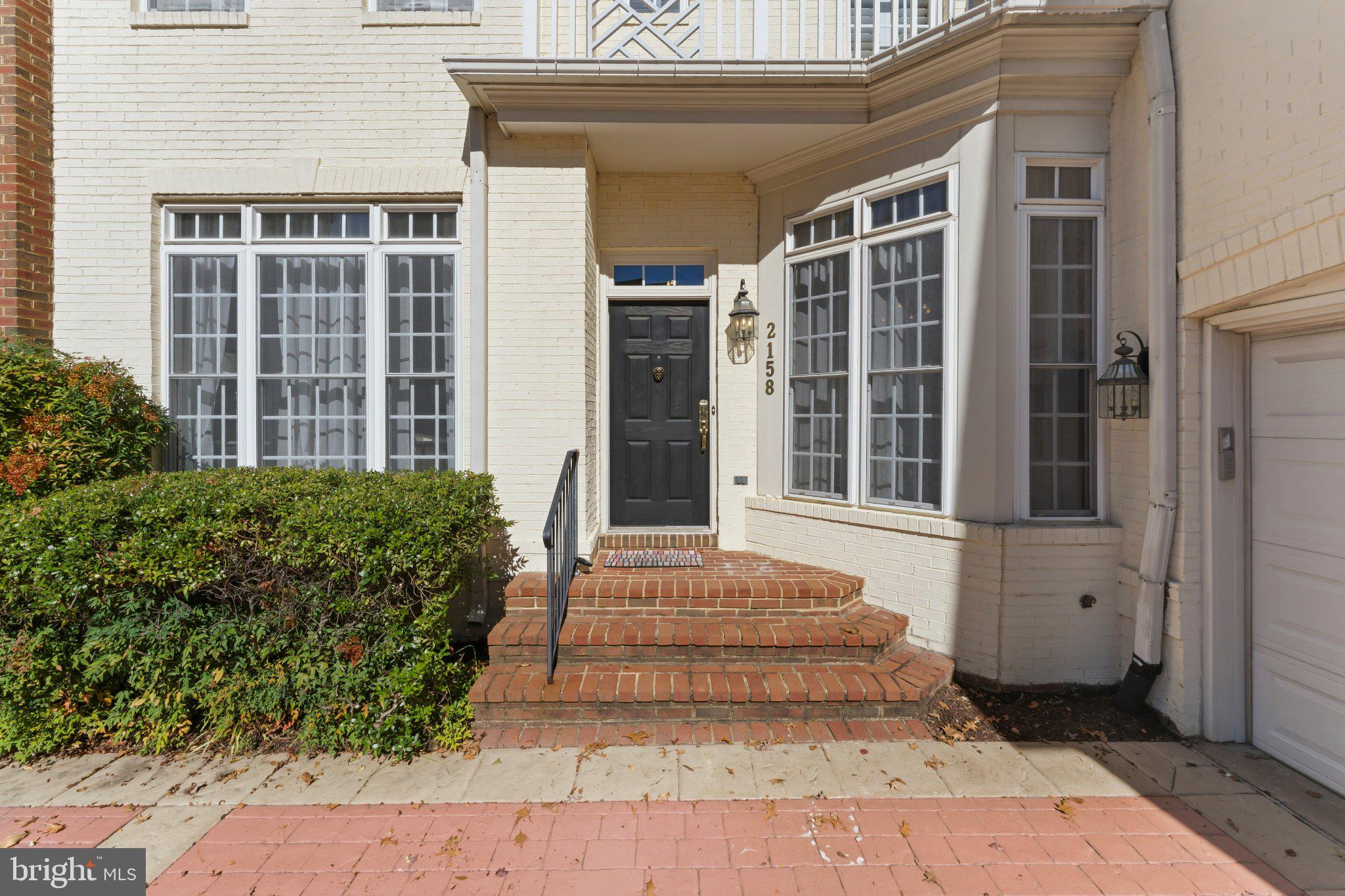 2158 Harithy Dr, Dunn Loring, VA 22027 photo