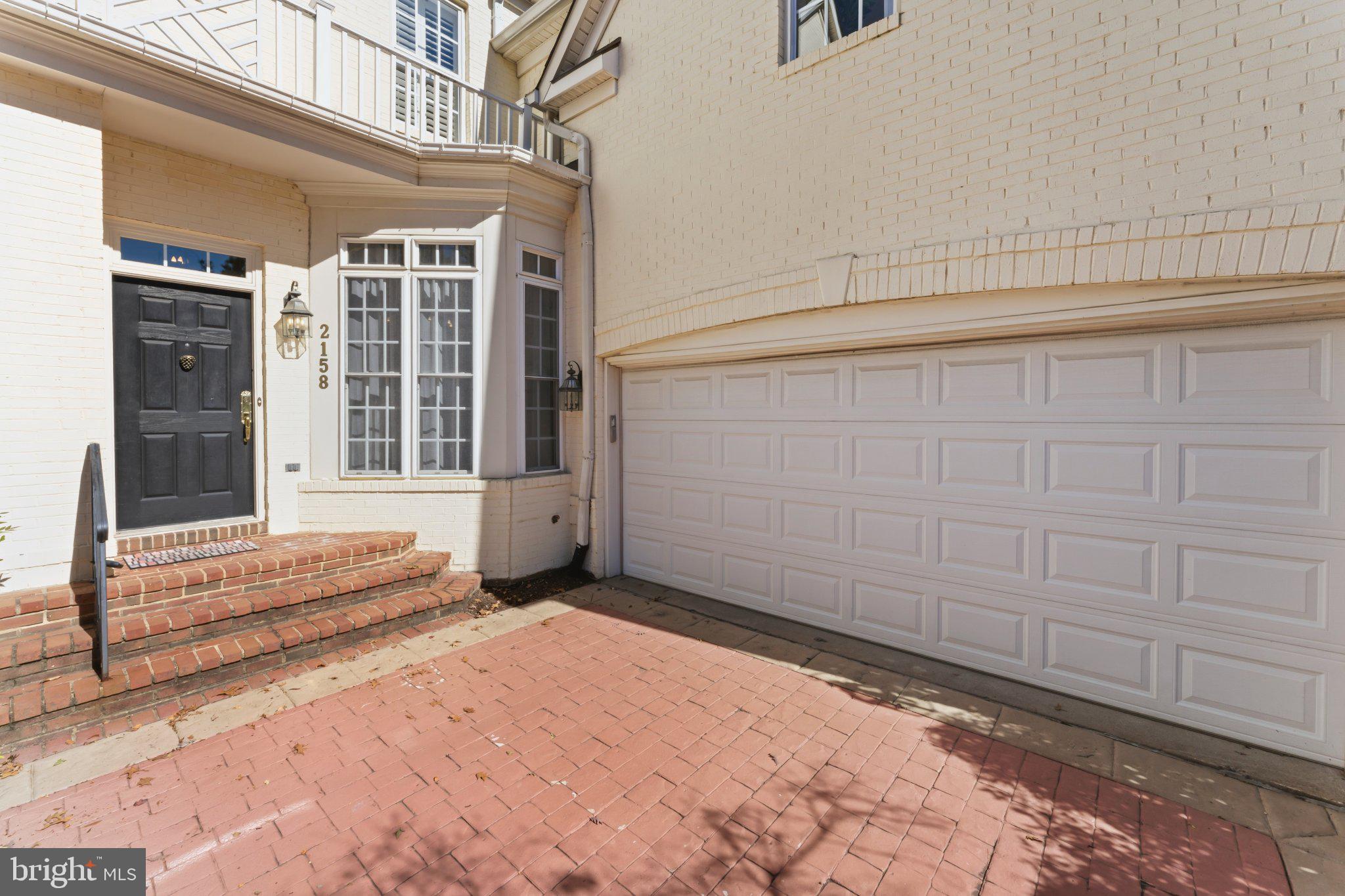 2158 Harithy Dr, Dunn Loring, VA 22027 photo