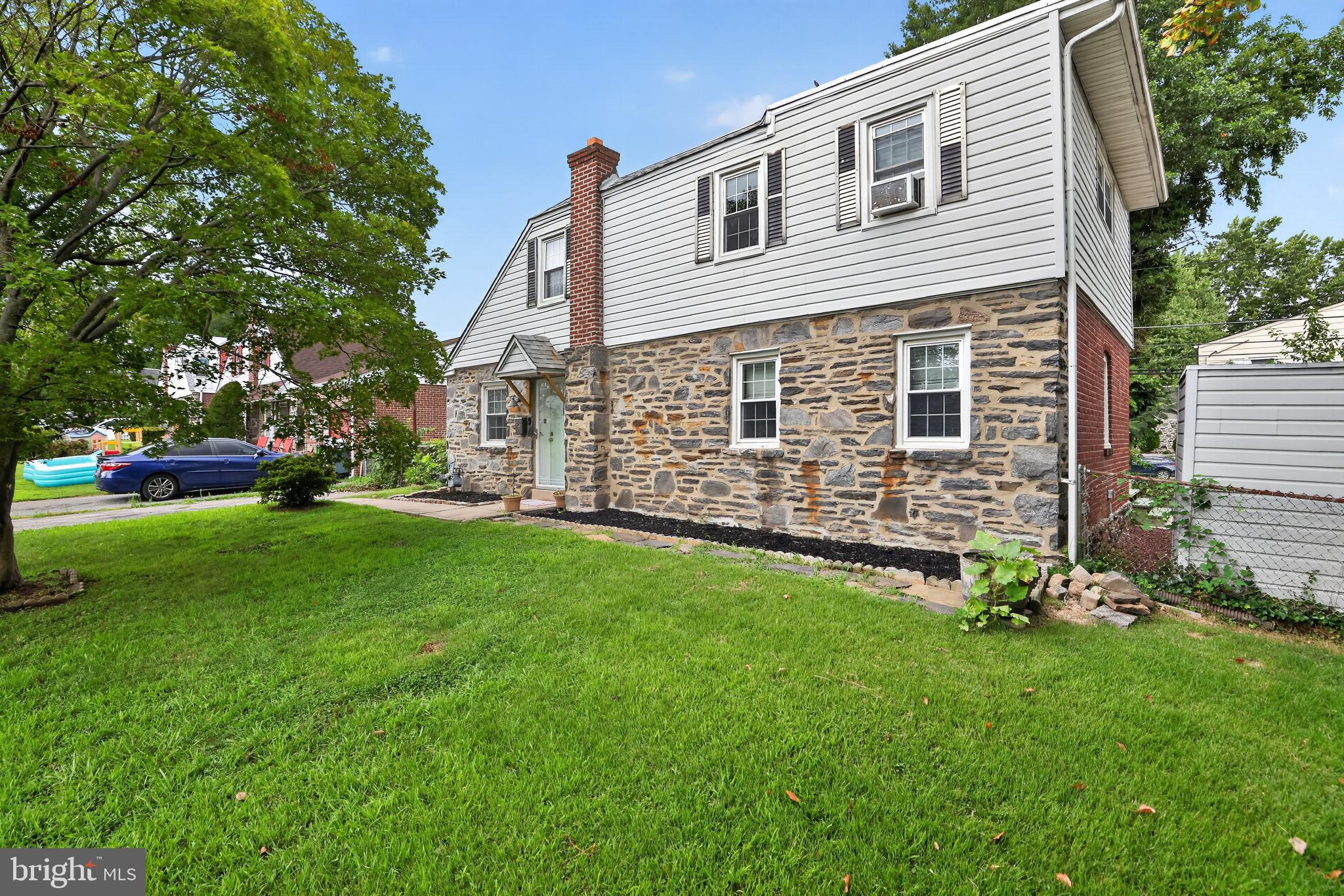 745 Laurel Ave, Aldan, PA 19018