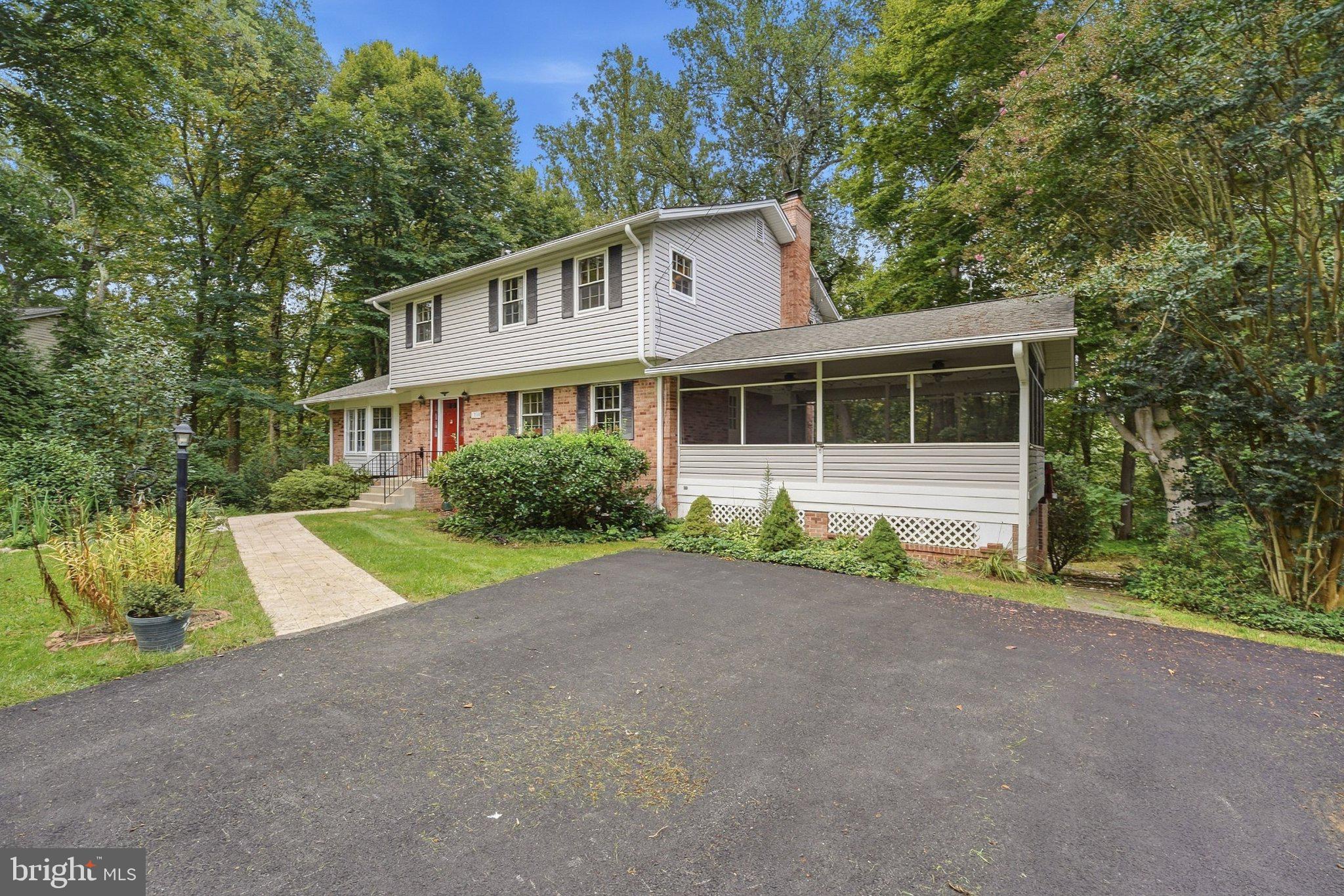 12504 Davan Dr, Silver Spring, MD 20904