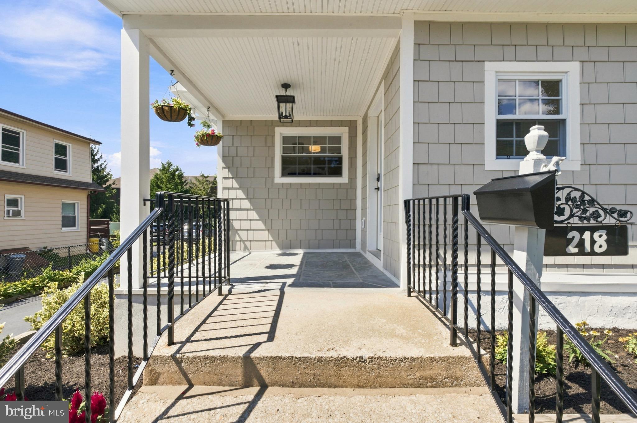 218 Linwood Ave, Ardmore, PA 19003 photo