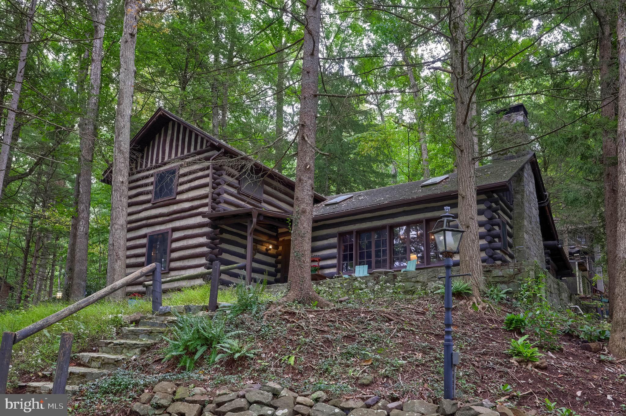 412 Pennsylvania Ave, Mount Gretna, PA 17064